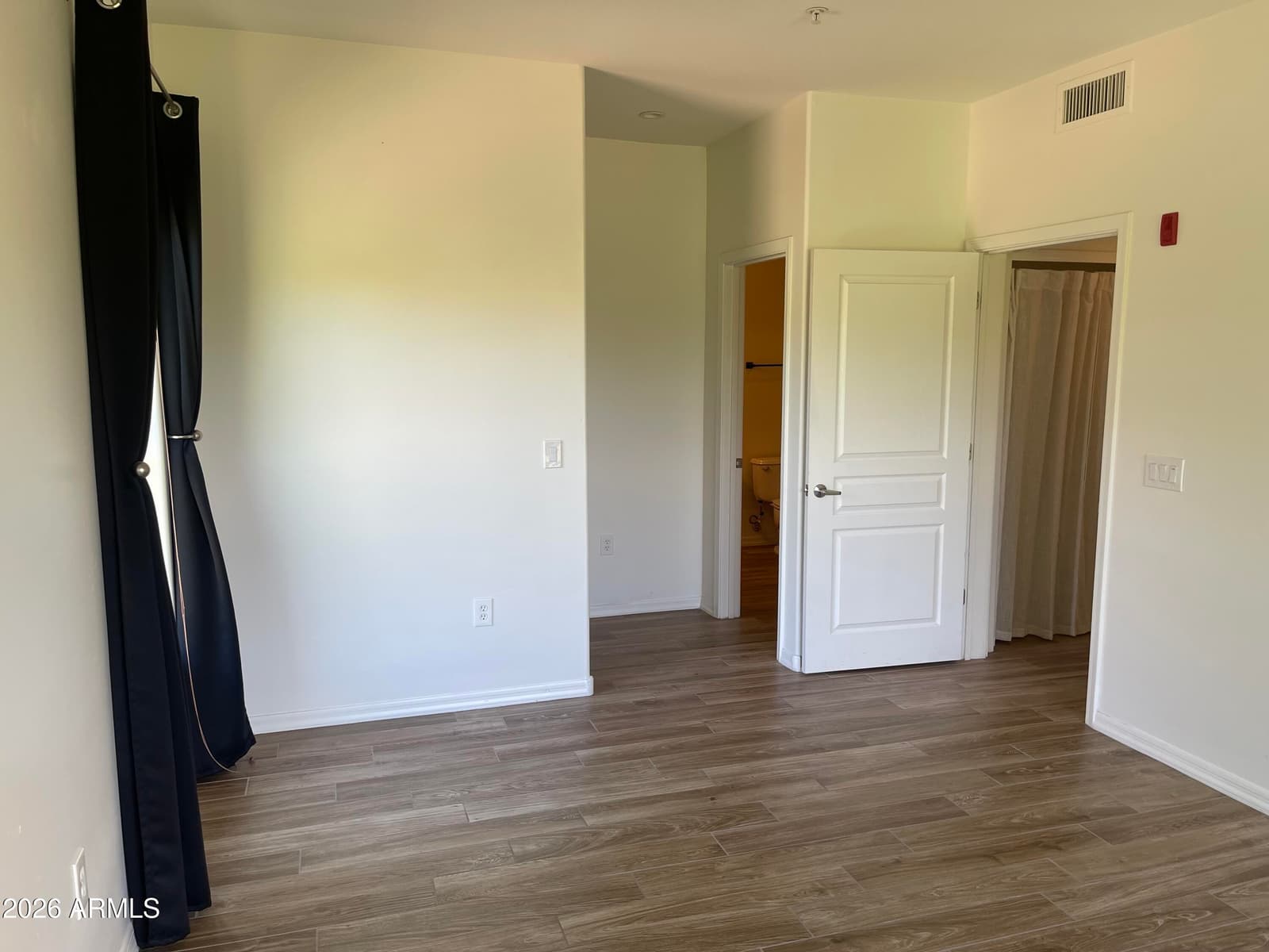 20660 N 40TH Street 2082, Phoenix, AZ 85050 — photo 17 of 37