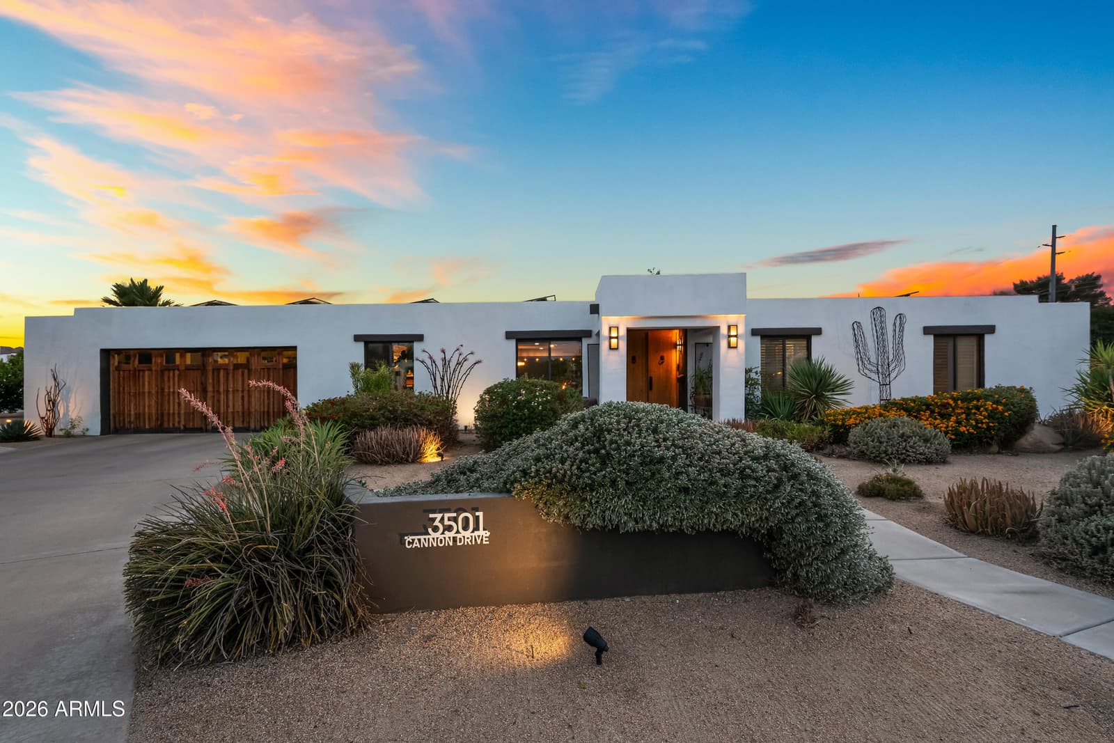 3501 E CANNON Drive, Phoenix, AZ 85028 — photo 1 of 70