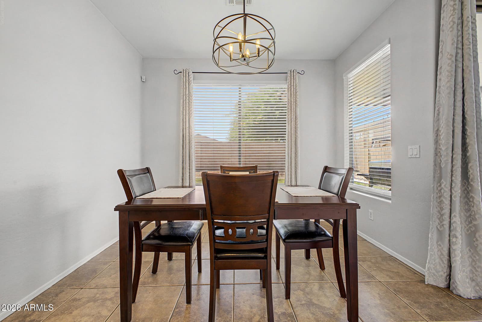 6492 S VIEW Lane, Gilbert, AZ 85298 — photo 10 of 31
