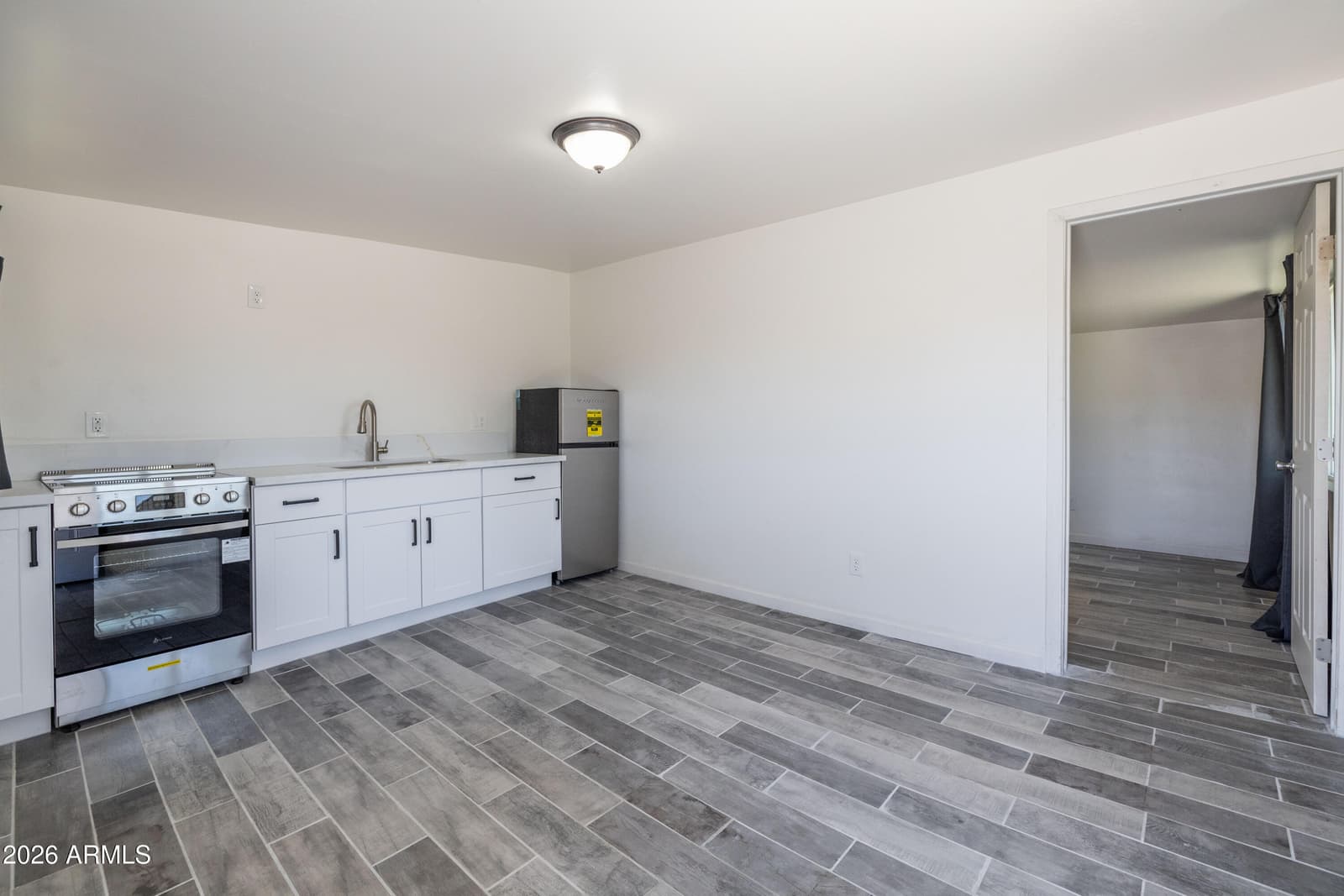 2501 W HAYWARD Avenue, Phoenix, AZ 85051 — photo 31 of 40