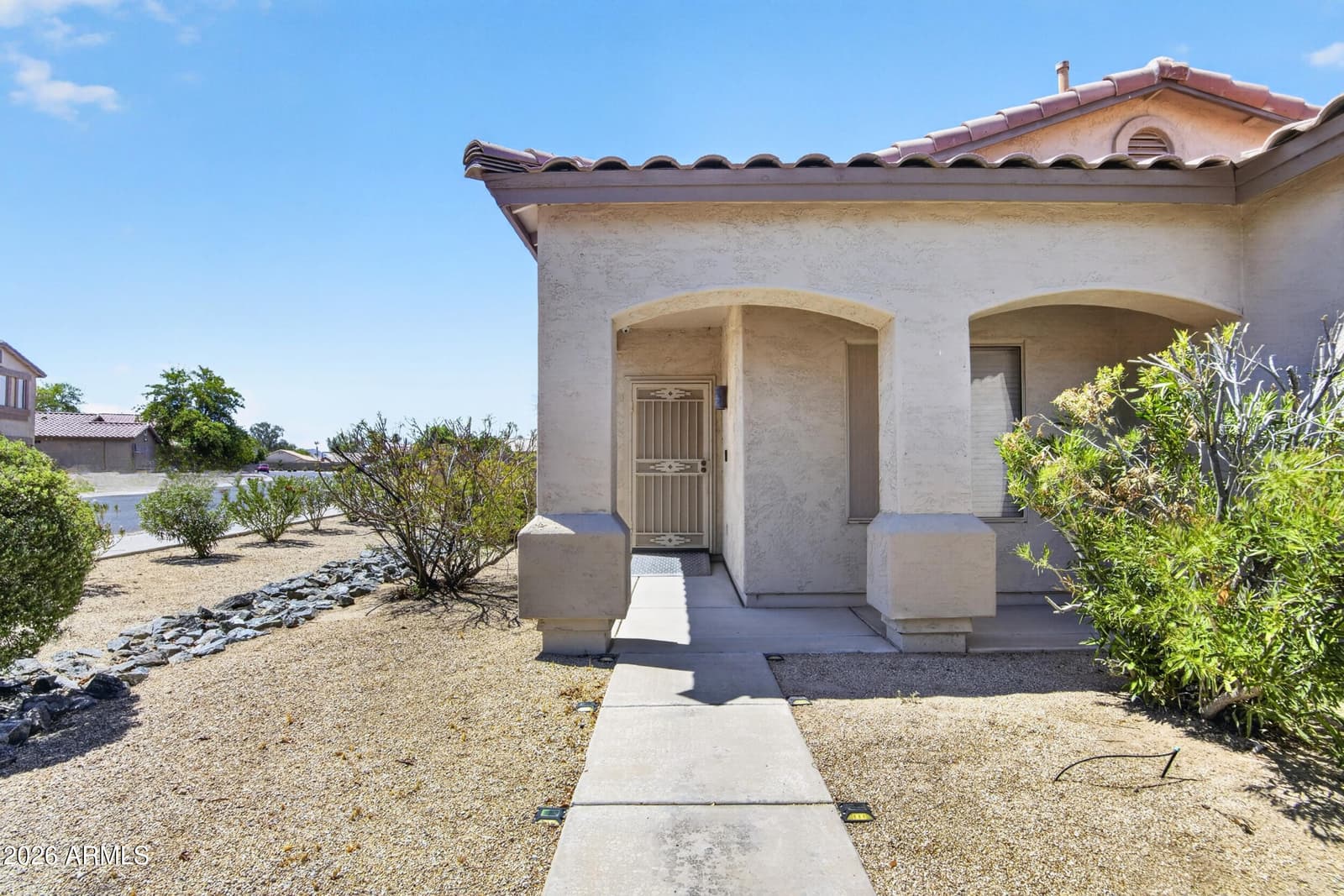 566 E RENEGADE Place, San Tan Valley, AZ 85143 — photo 5 of 75