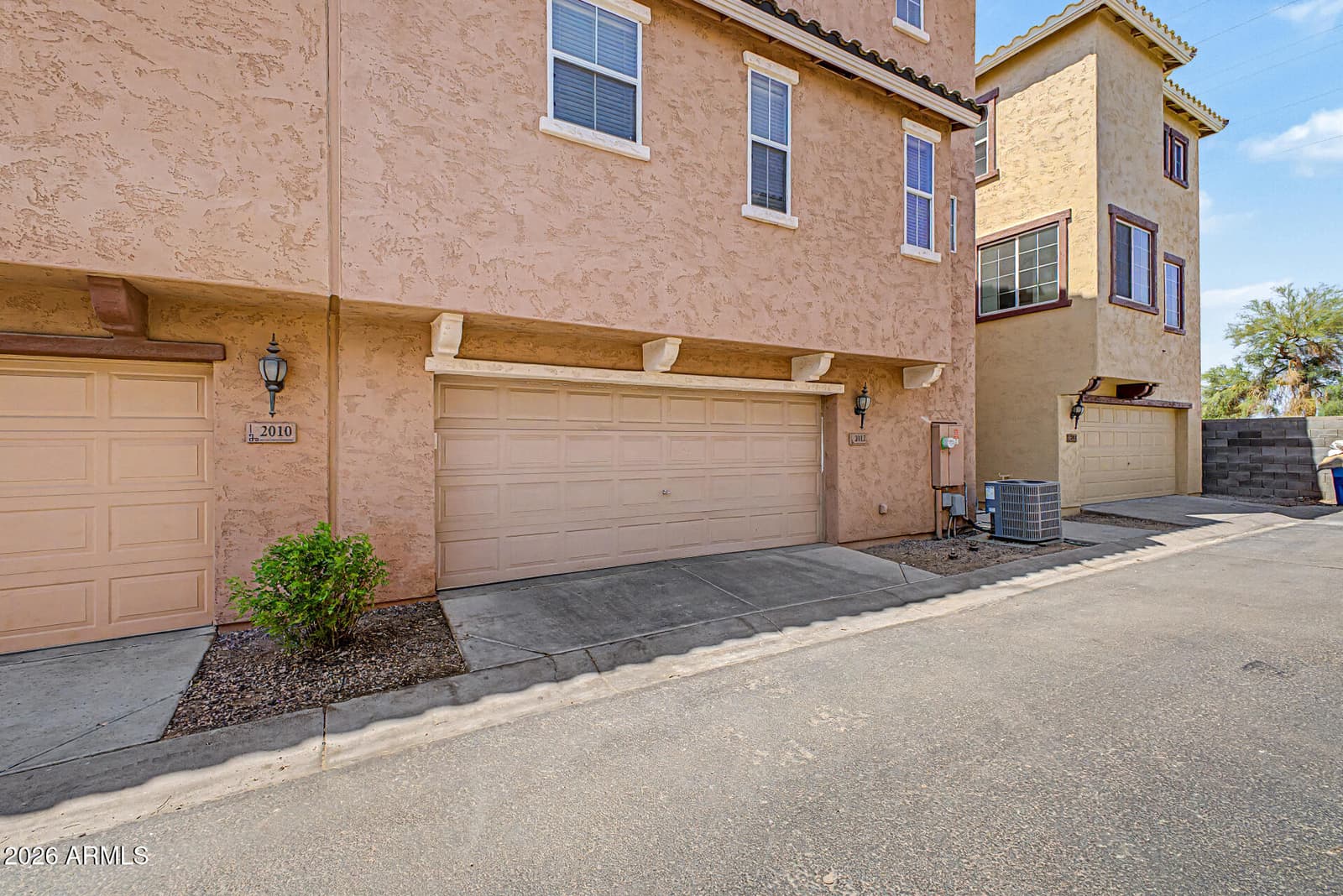 2012 N 78TH Glen, Phoenix, AZ 85035 — photo 4 of 29