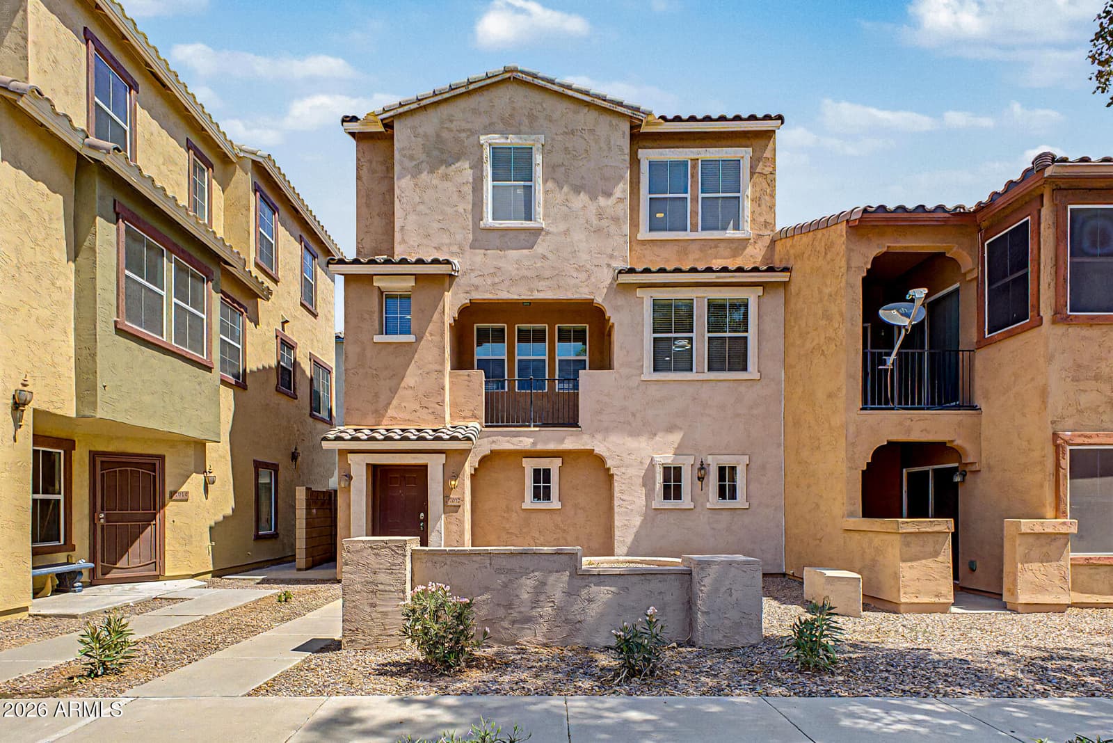 2012 N 78TH Glen, Phoenix, AZ 85035 — photo 1 of 29