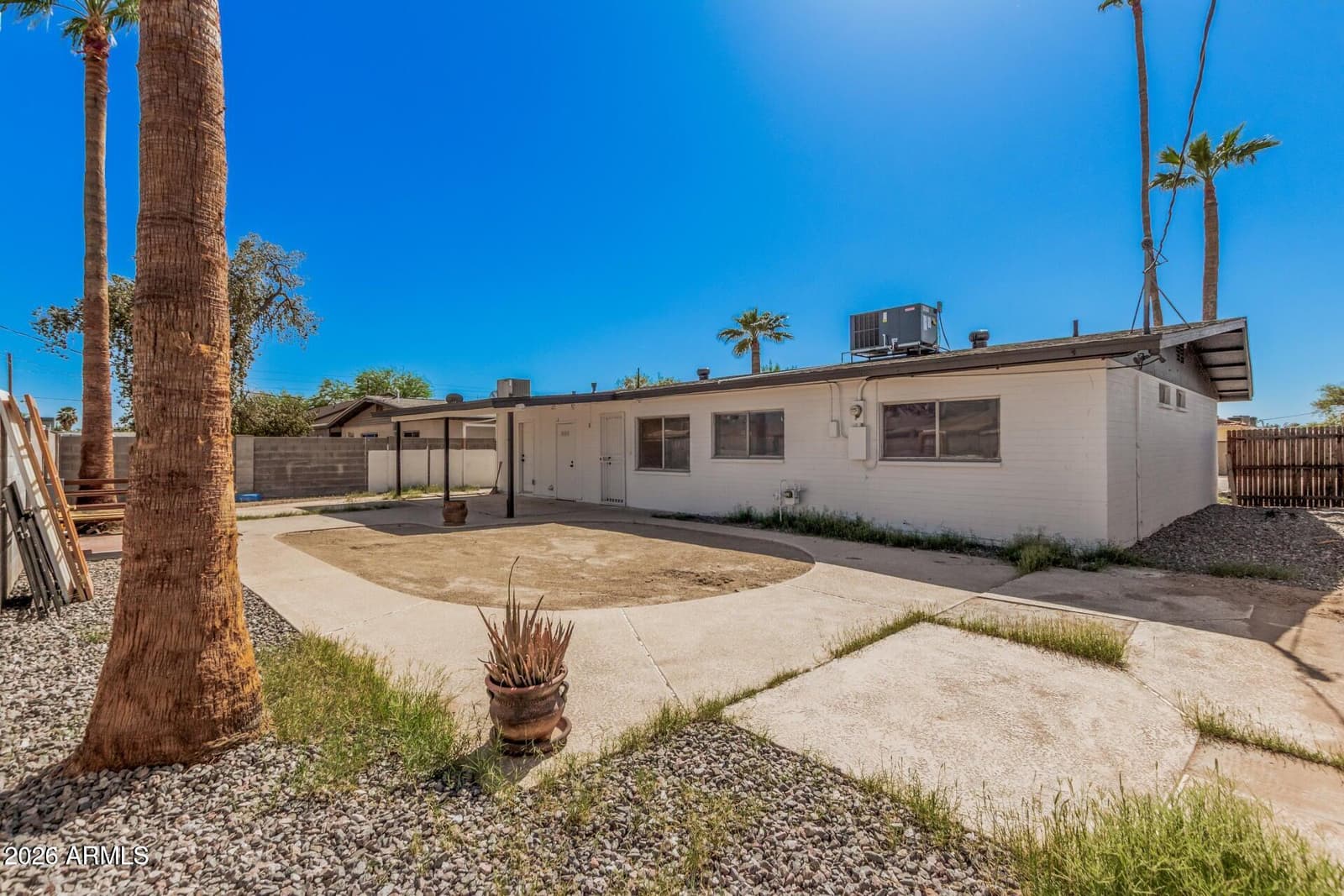 11423 N 33rd Avenue, Phoenix, AZ 85029 — photo 10 of 11