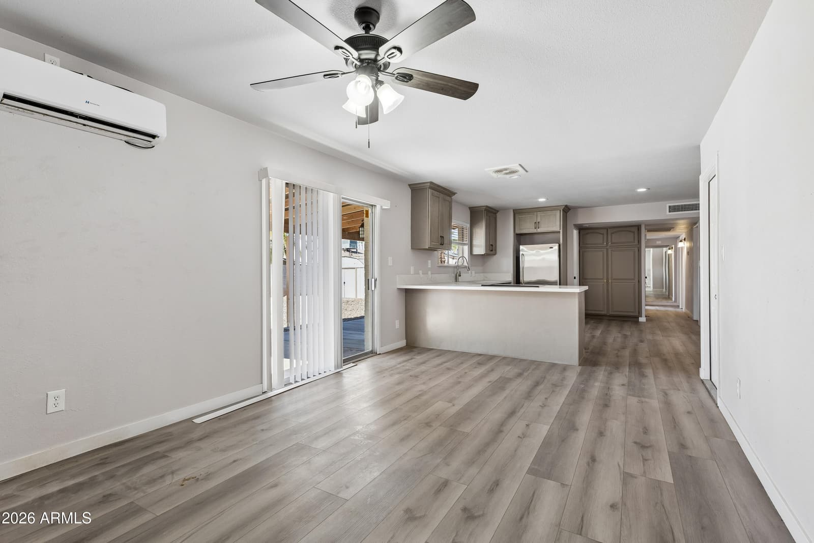 12409 N Columbine Drive, Phoenix, AZ 85029 — photo 4 of 15