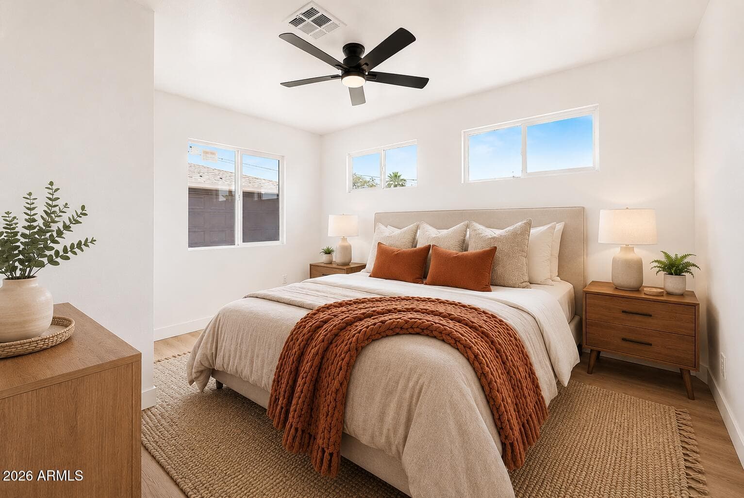 1917 W WHITTON Avenue, Phoenix, AZ 85015 — photo 5 of 33