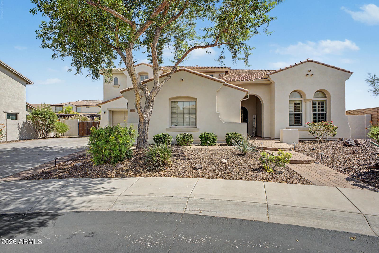 13091 W CHUCKS Avenue, Peoria, AZ 85383 — photo 6 of 75