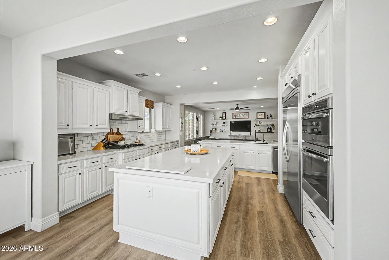 13091 W CHUCKS Avenue, Peoria, AZ 85383 — photo 15 of 75