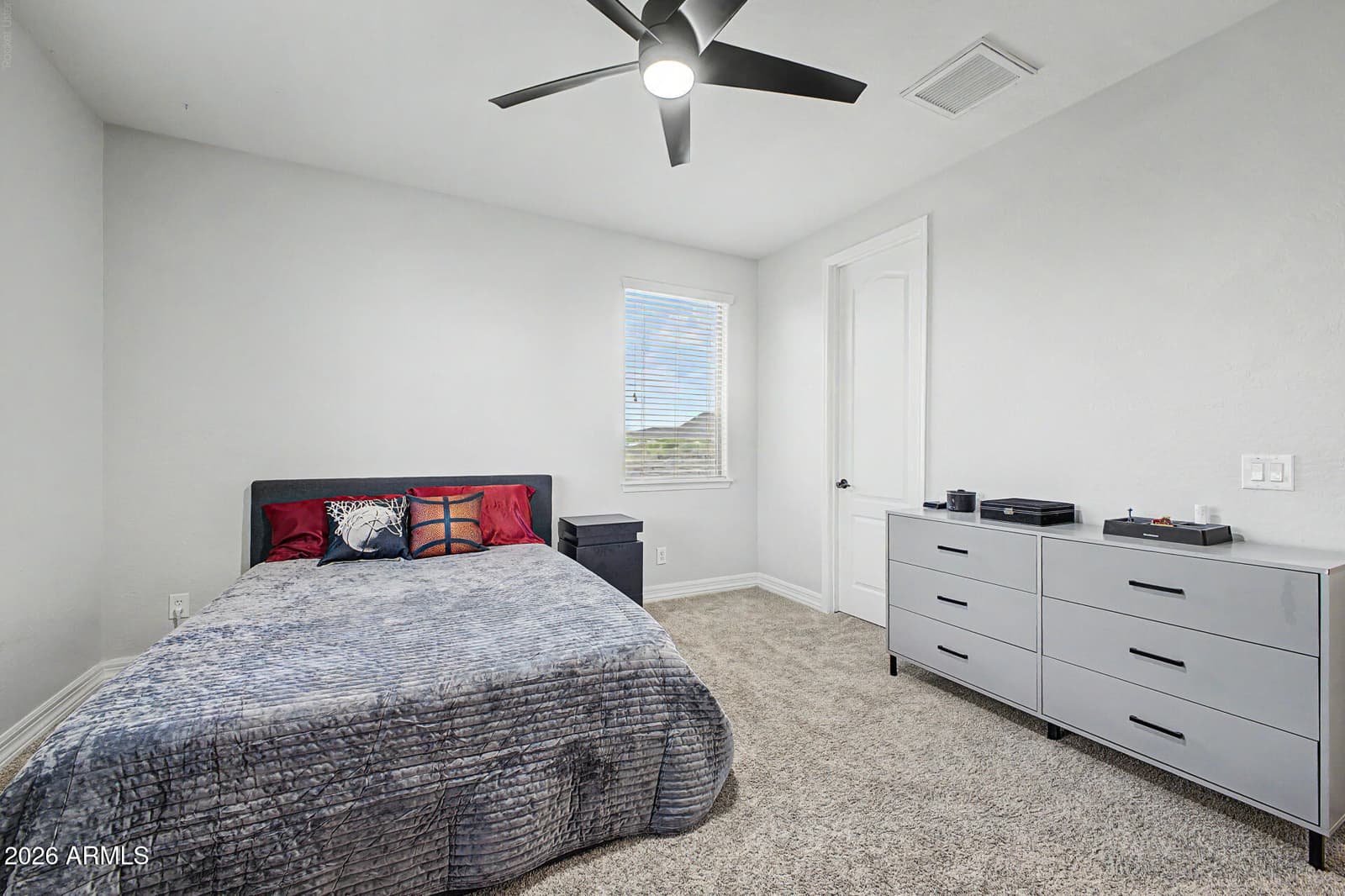 13091 W CHUCKS Avenue, Peoria, AZ 85383 — photo 31 of 75