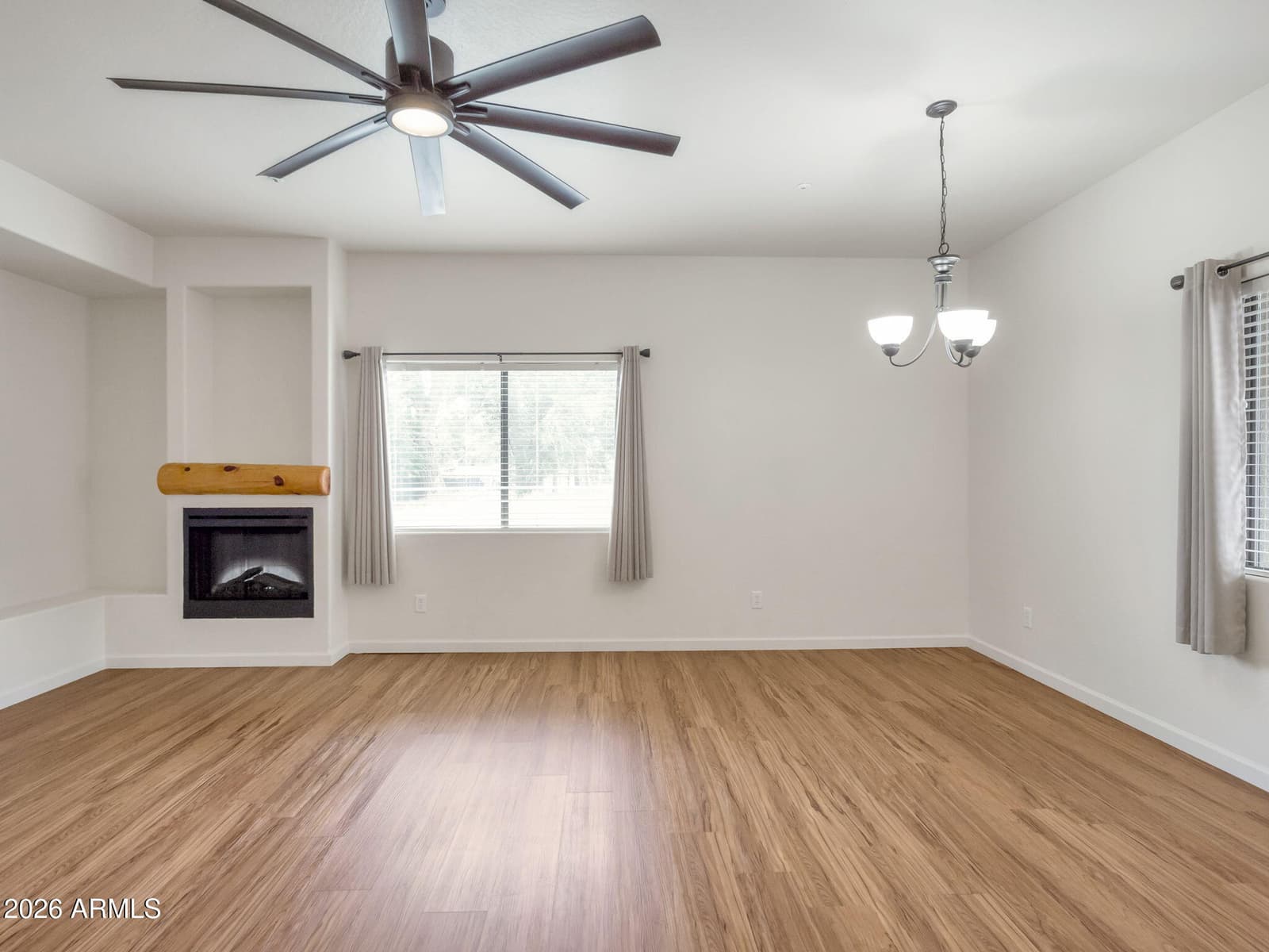 4210 N MONTEZUMA Avenue 10, Rimrock, AZ 86335 — photo 8 of 34