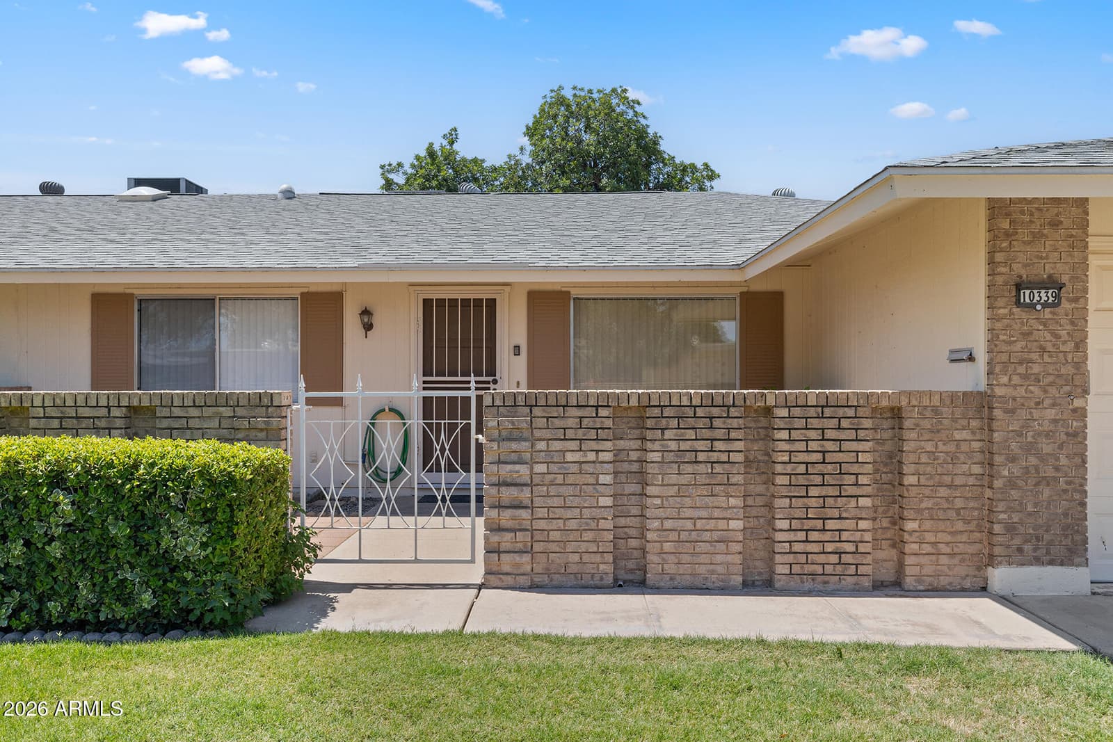 10339 W PRAIRIE HILLS Circle, Sun City, AZ 85351 — photo 7 of 32