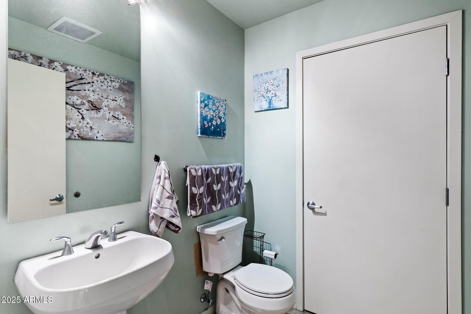 208 W PORTLAND Street 360, Phoenix, AZ 85003 — photo 17 of 34