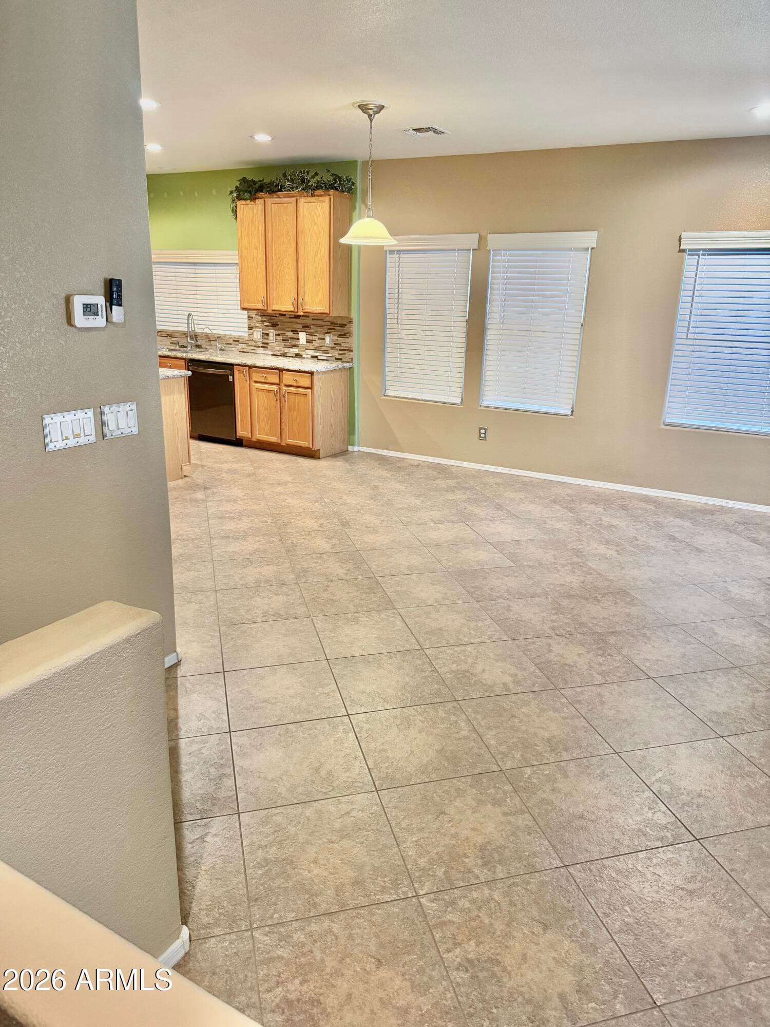 752 E COWBOY COVE Trail, San Tan Valley, AZ 85143 — photo 13 of 38