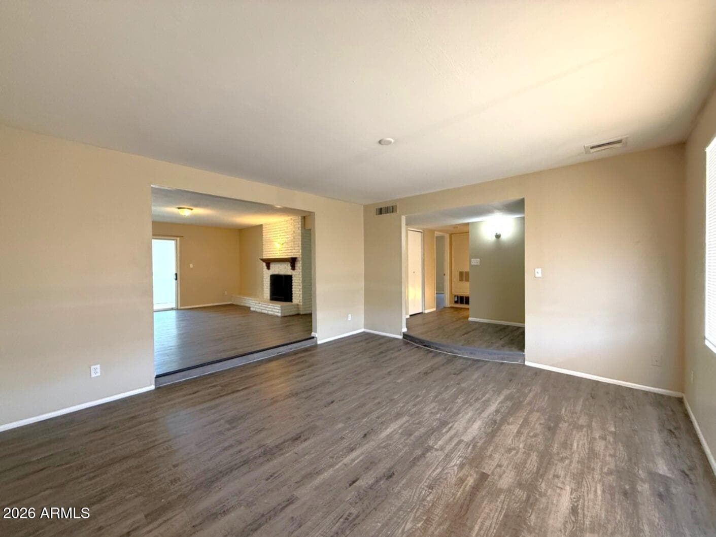 4212 W CINNABAR Avenue, Phoenix, AZ 85051 — photo 3 of 20