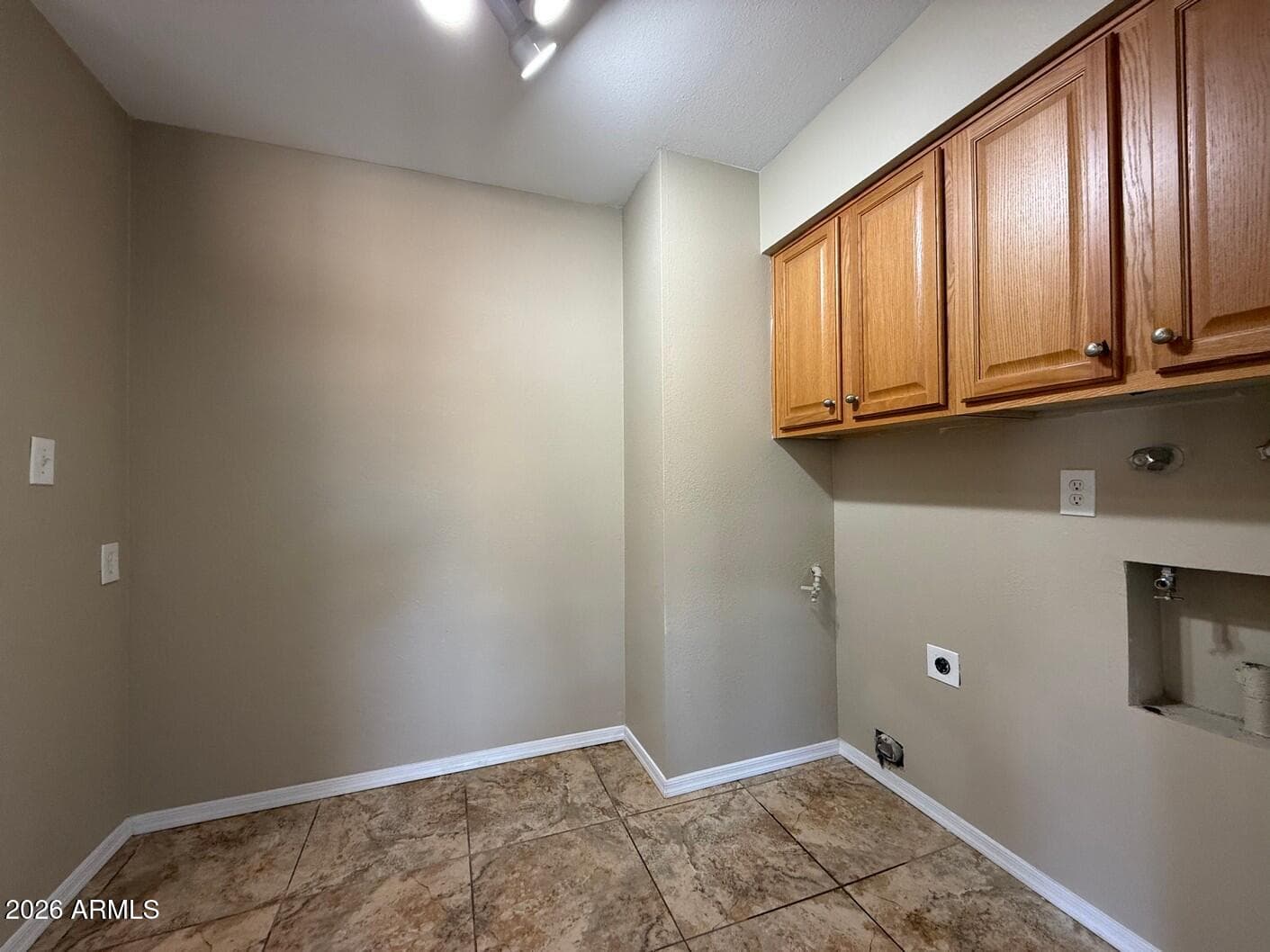 4212 W CINNABAR Avenue, Phoenix, AZ 85051 — photo 11 of 20