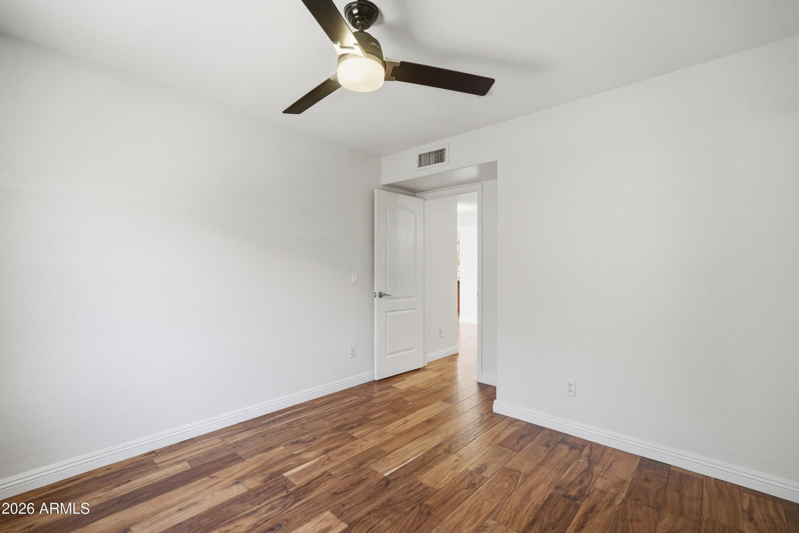 1231 W ISLANDIA Drive, Gilbert, AZ 85233 — photo 13 of 26