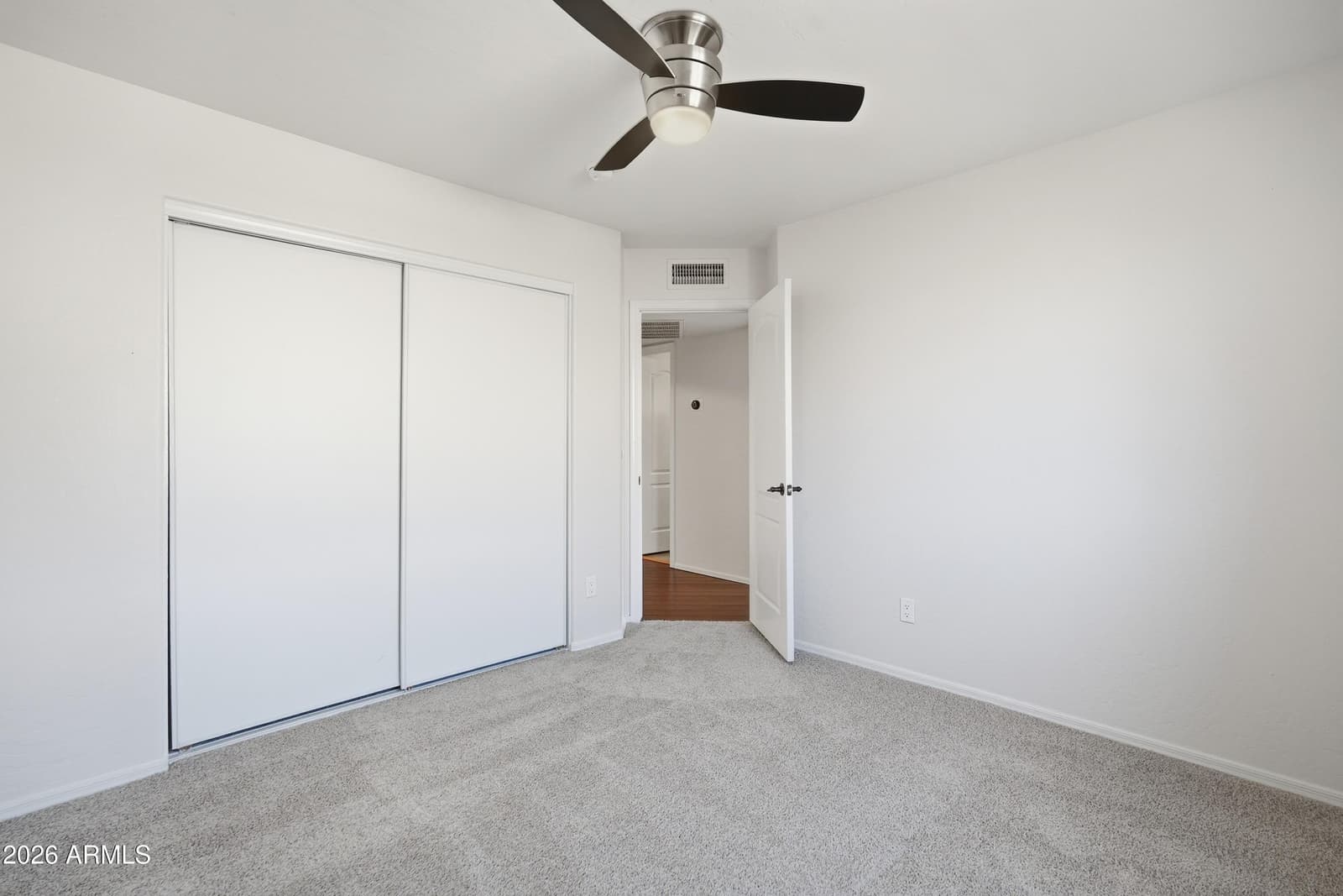 1231 W ISLANDIA Drive, Gilbert, AZ 85233 — photo 14 of 26