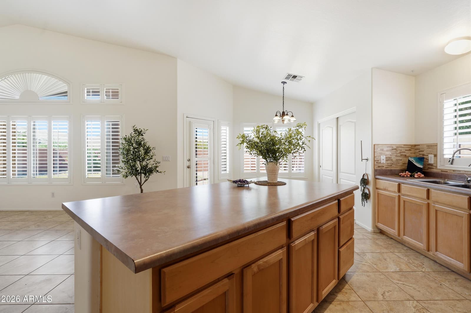 4441 E COTTONWOOD Lane, Phoenix, AZ 85048 — photo 17 of 38