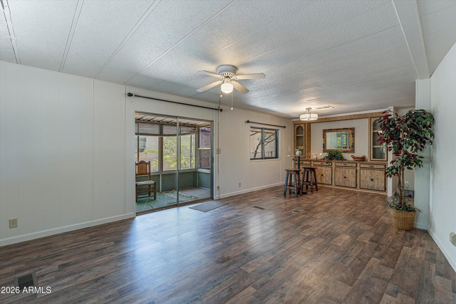3165 W ROBIN Road, Benson, AZ 85602 — photo 7 of 33