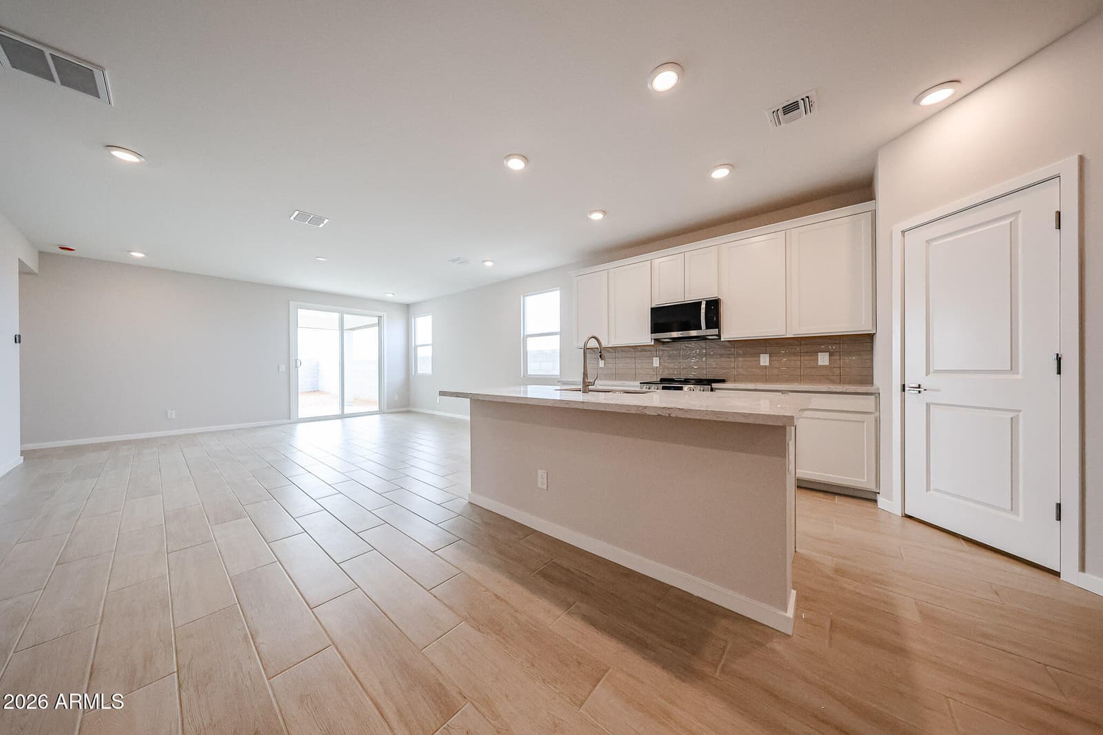 6201 E CROCKETT Way, San Tan Valley, AZ 85144 — photo 10 of 30