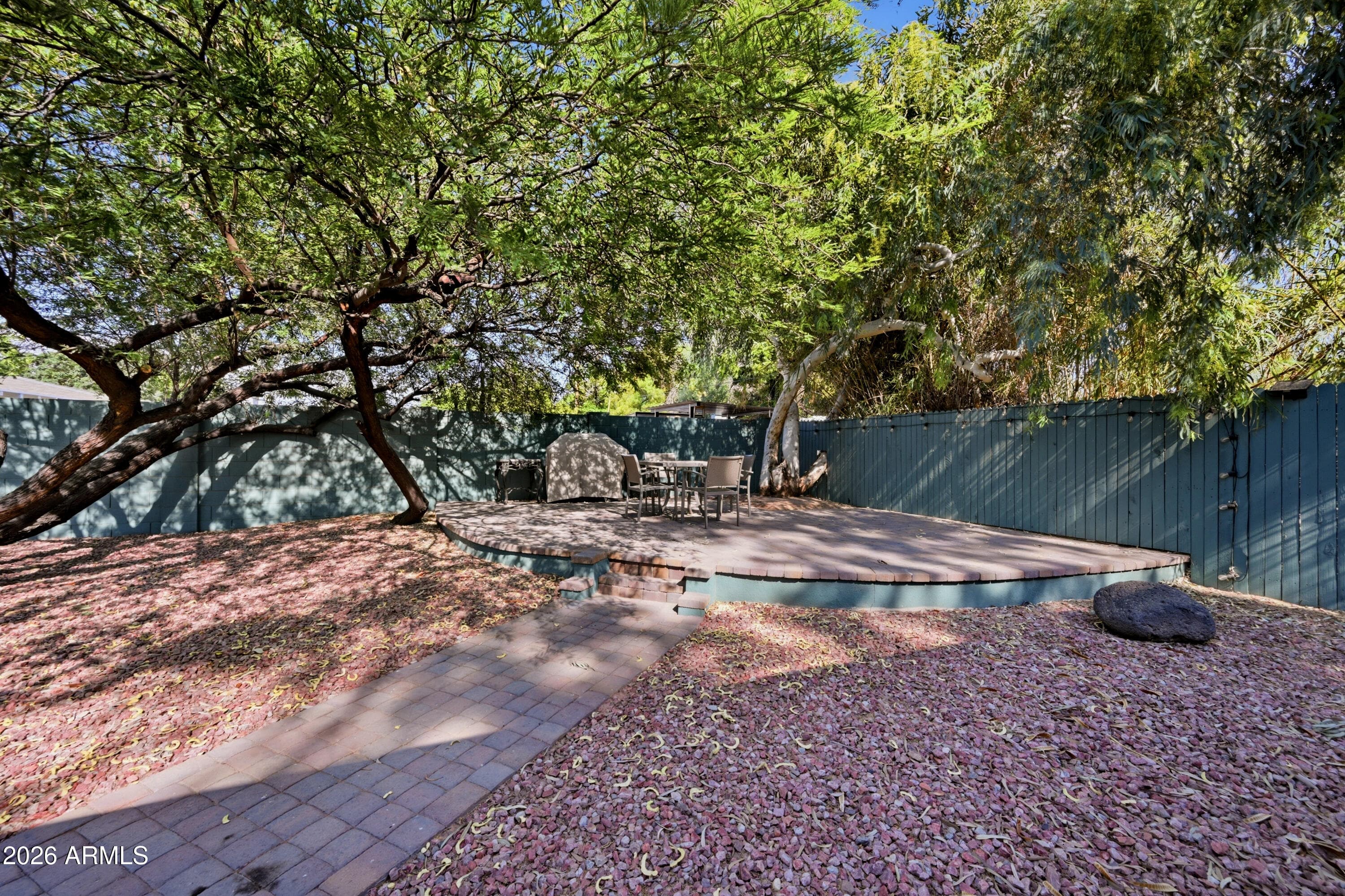 2209 E WINDSOR Avenue, Phoenix, AZ 85006 — photo 31 of 35