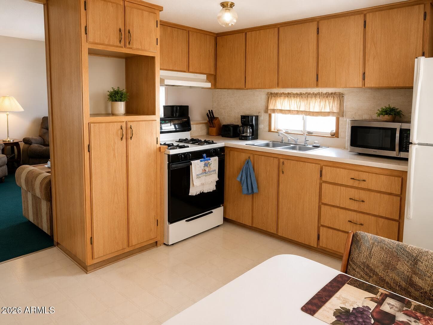 550 PALM Drive 52, Wickenburg, AZ 85390 — photo 3 of 12