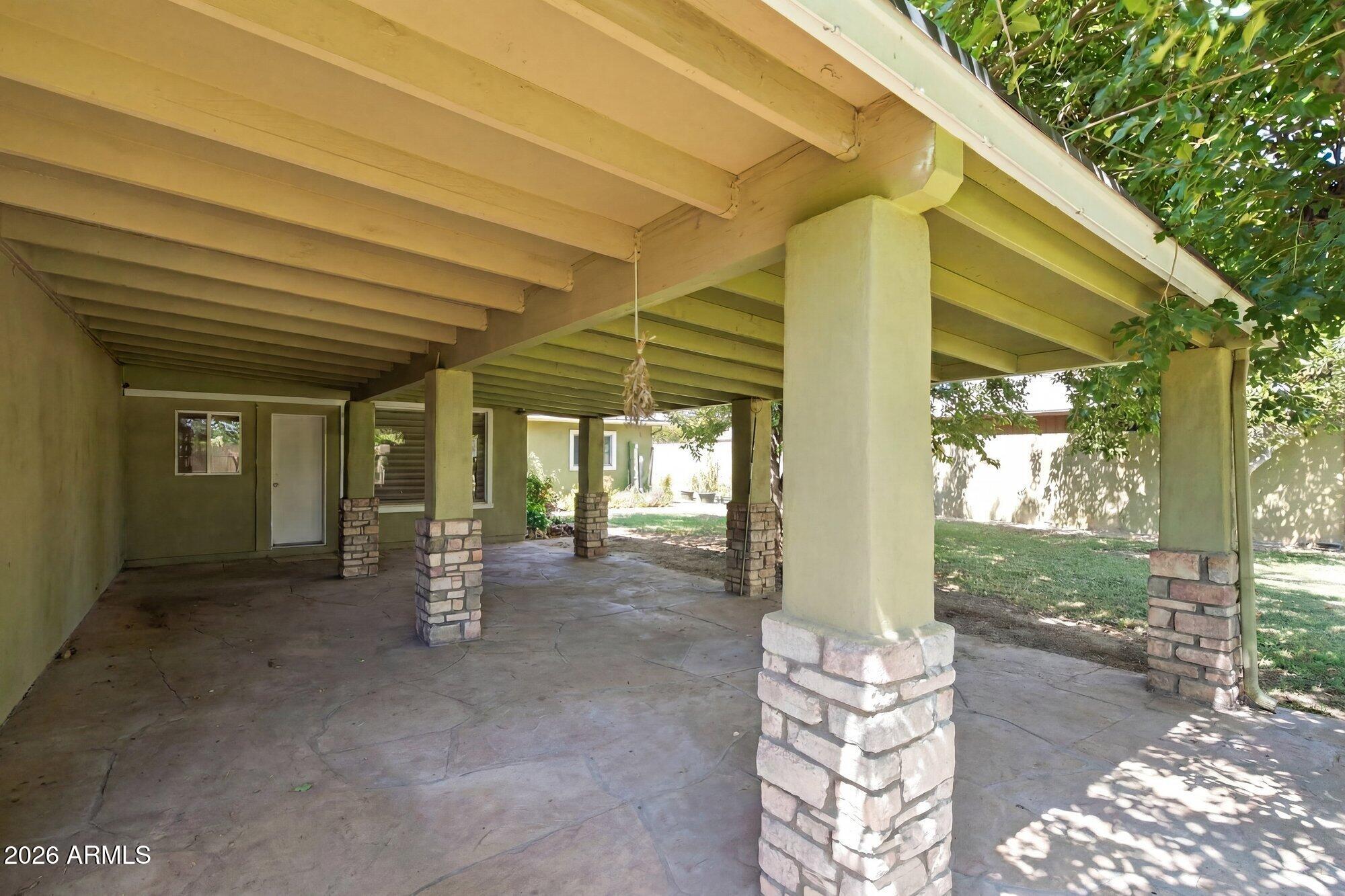 4045 E CAMBRIDGE Avenue, Phoenix, AZ 85008 — photo 10 of 33