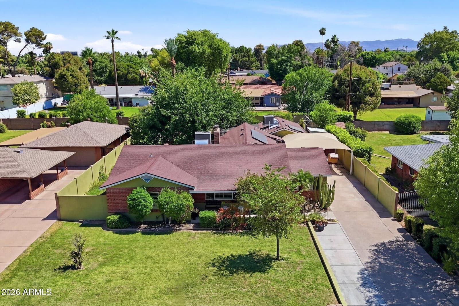 4045 E CAMBRIDGE Avenue, Phoenix, AZ 85008 — photo 16 of 33