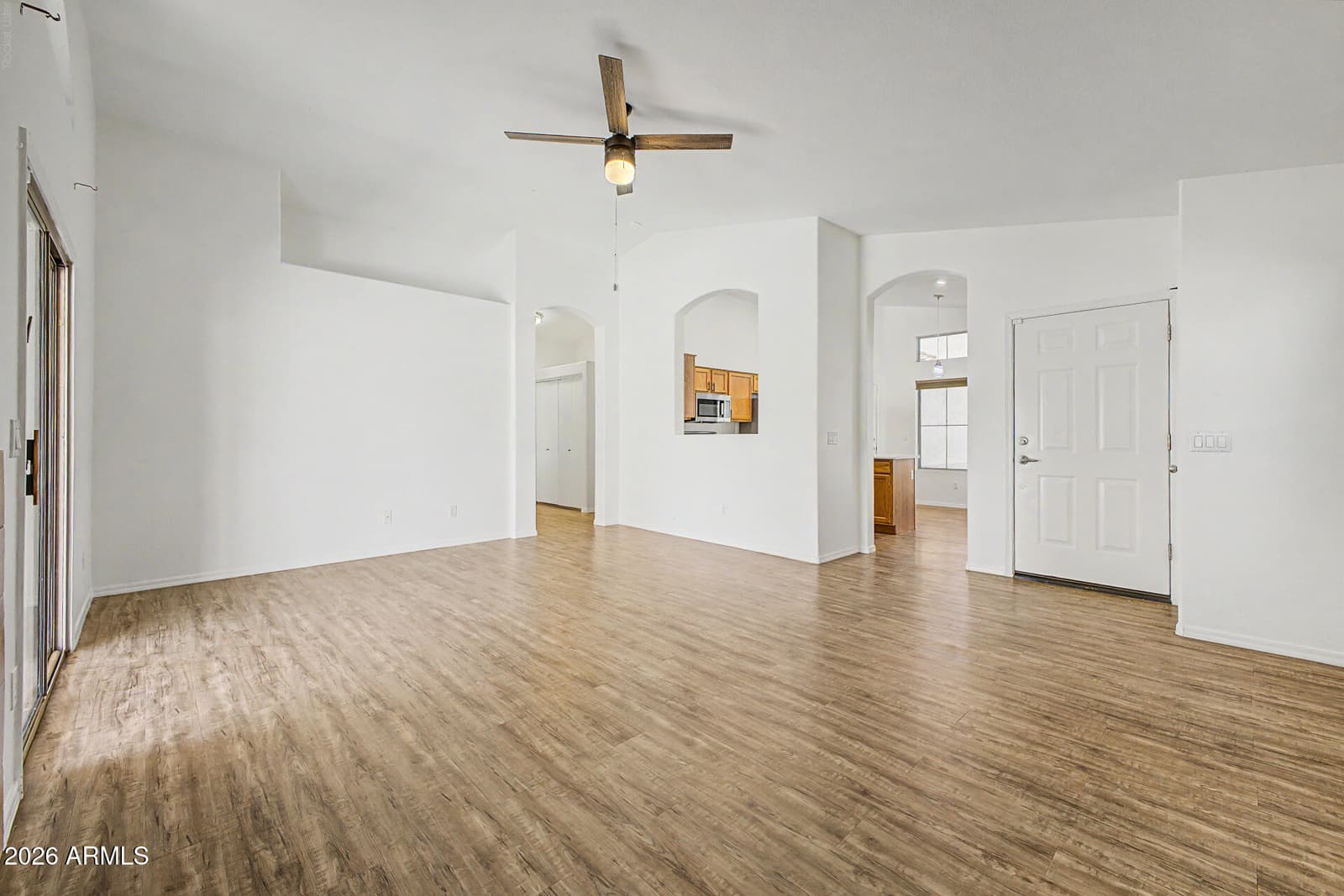 1315 W KINGBIRD Drive, Chandler, AZ 85286 — photo 5 of 25