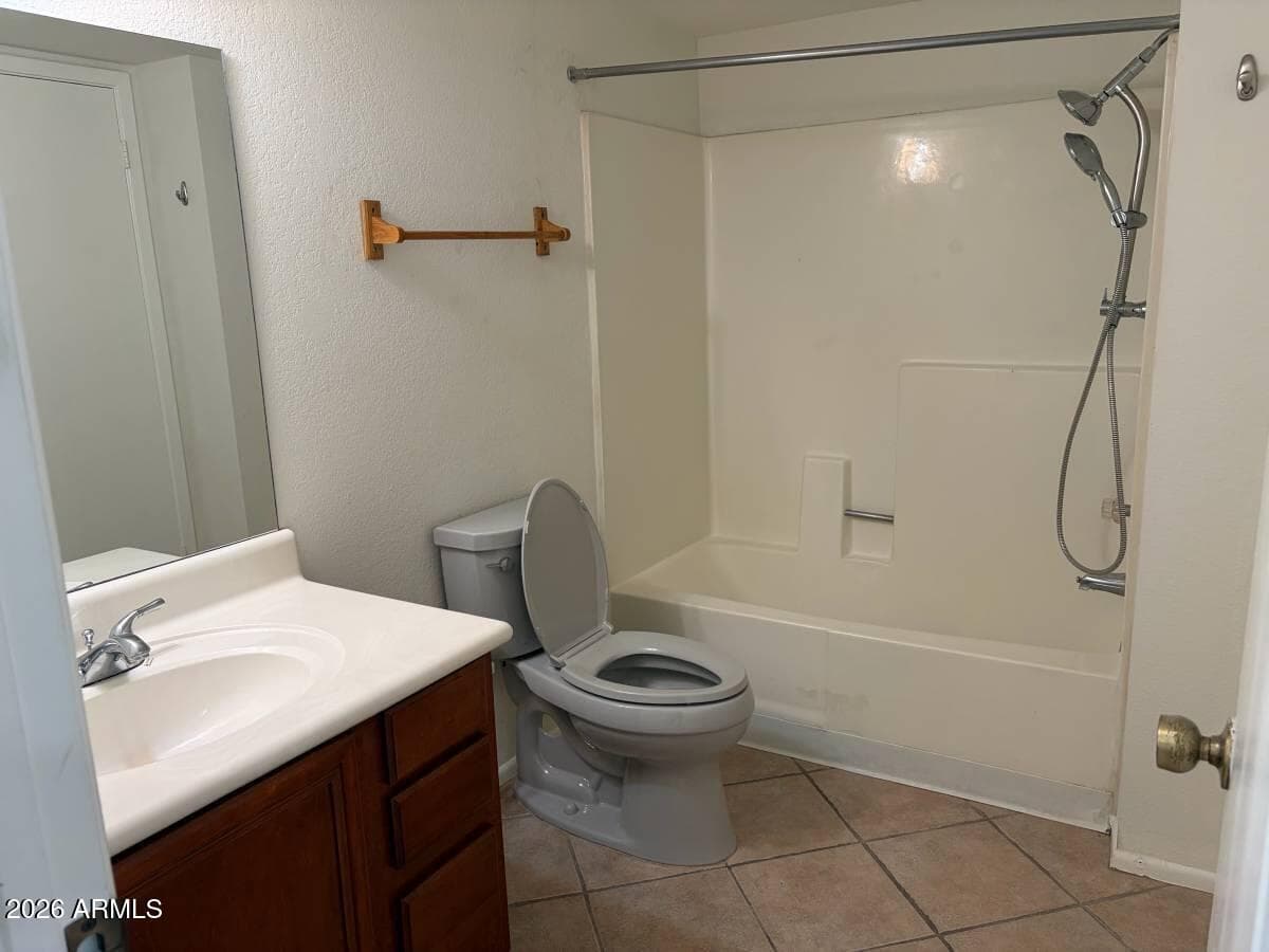 5757 W EUGIE Avenue 1030, Glendale, AZ 85304 — photo 7 of 12