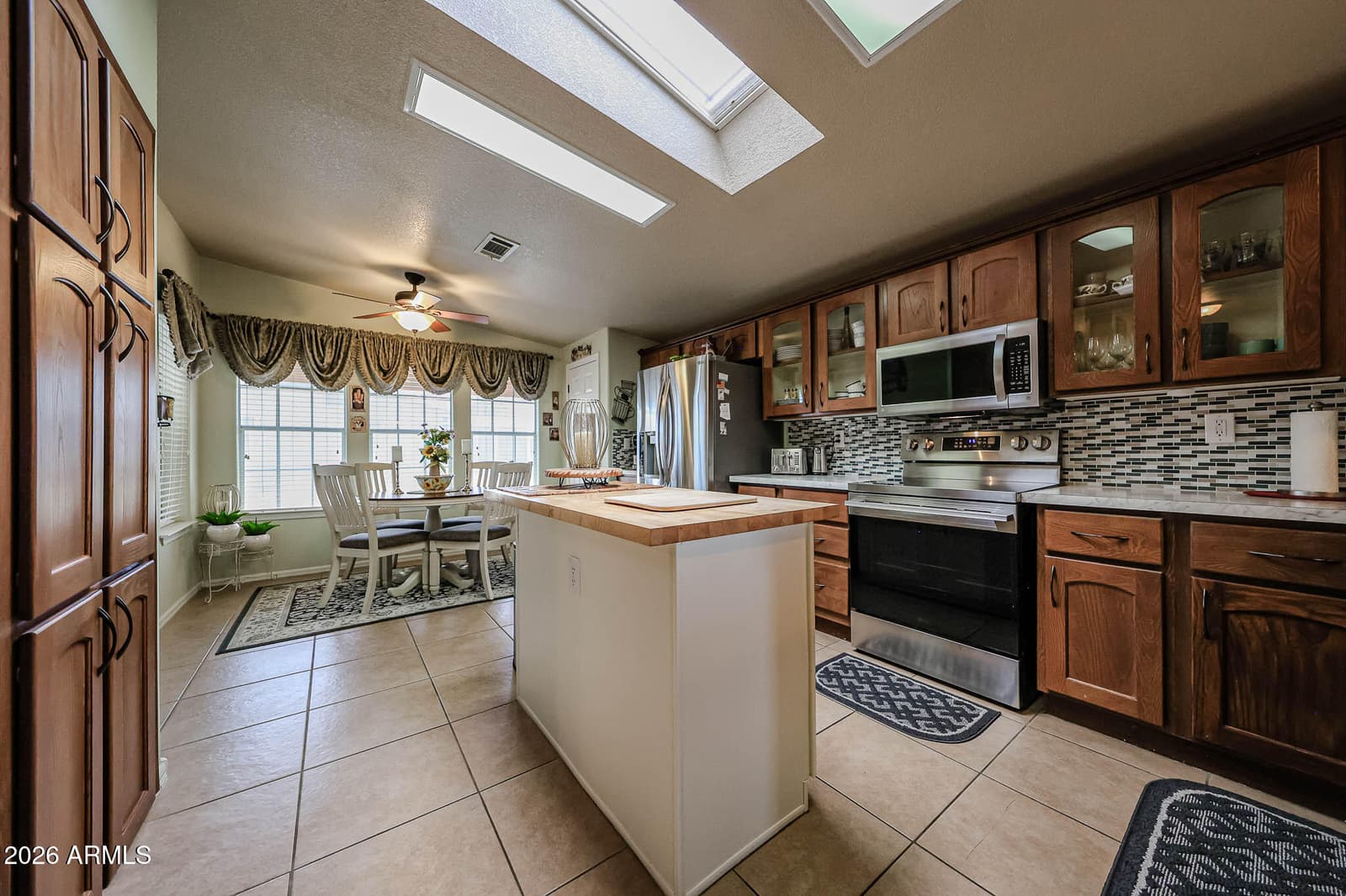 3301 S GOLDFIELD Road 4020, Apache Junction, AZ 85119 — photo 15 of 79