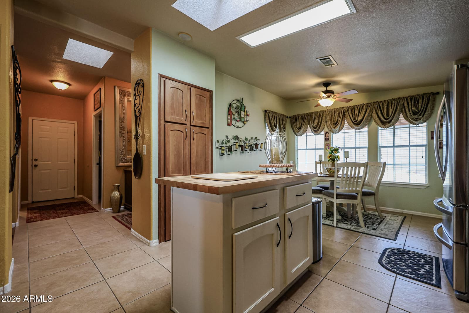 3301 S GOLDFIELD Road 4020, Apache Junction, AZ 85119 — photo 19 of 79