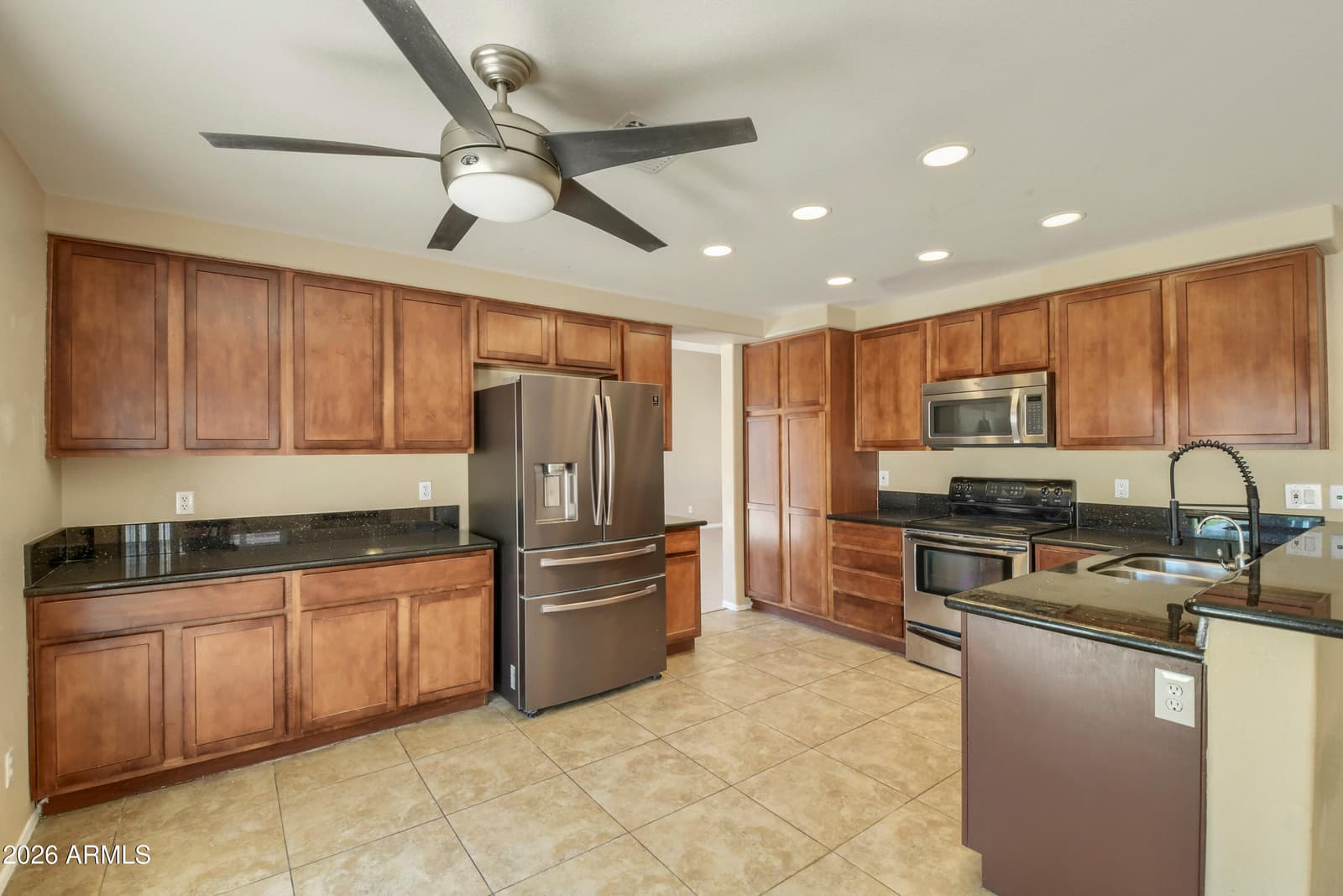 4618 E GOLDFINCH GATE Lane, Phoenix, AZ 85044 — photo 11 of 36