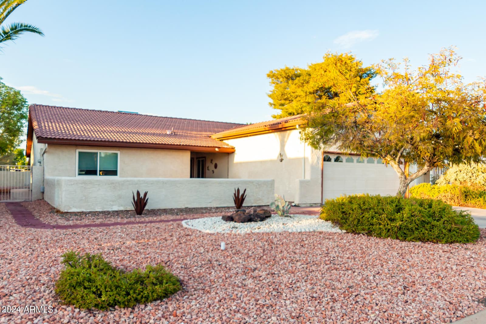 25629 S ONTARIO Drive, Sun Lakes, AZ 85248 — photo 2 of 36