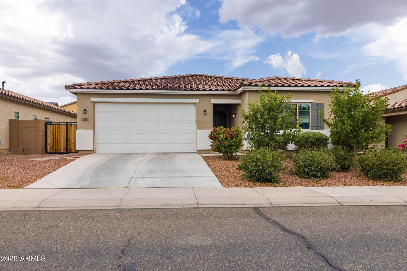 202 W SEVEN SEAS Drive, Casa Grande, AZ 85122 — photo 1 of 29
