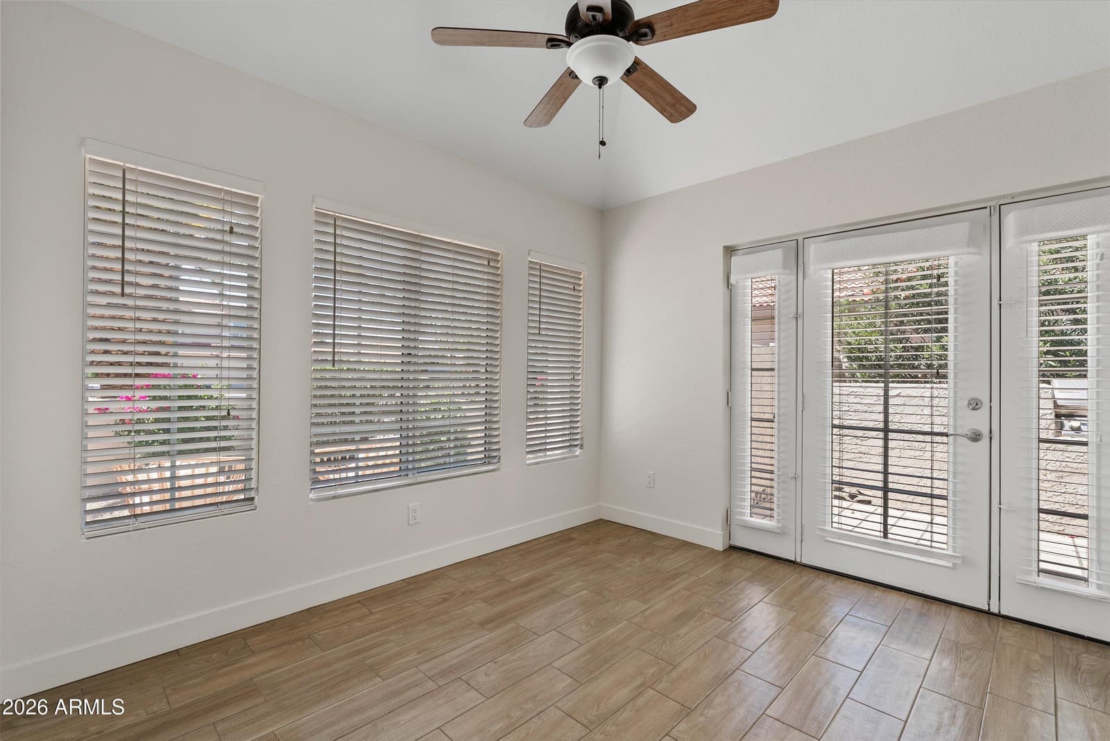 8515 S MAPLE Avenue, Tempe, AZ 85284 — photo 21 of 33