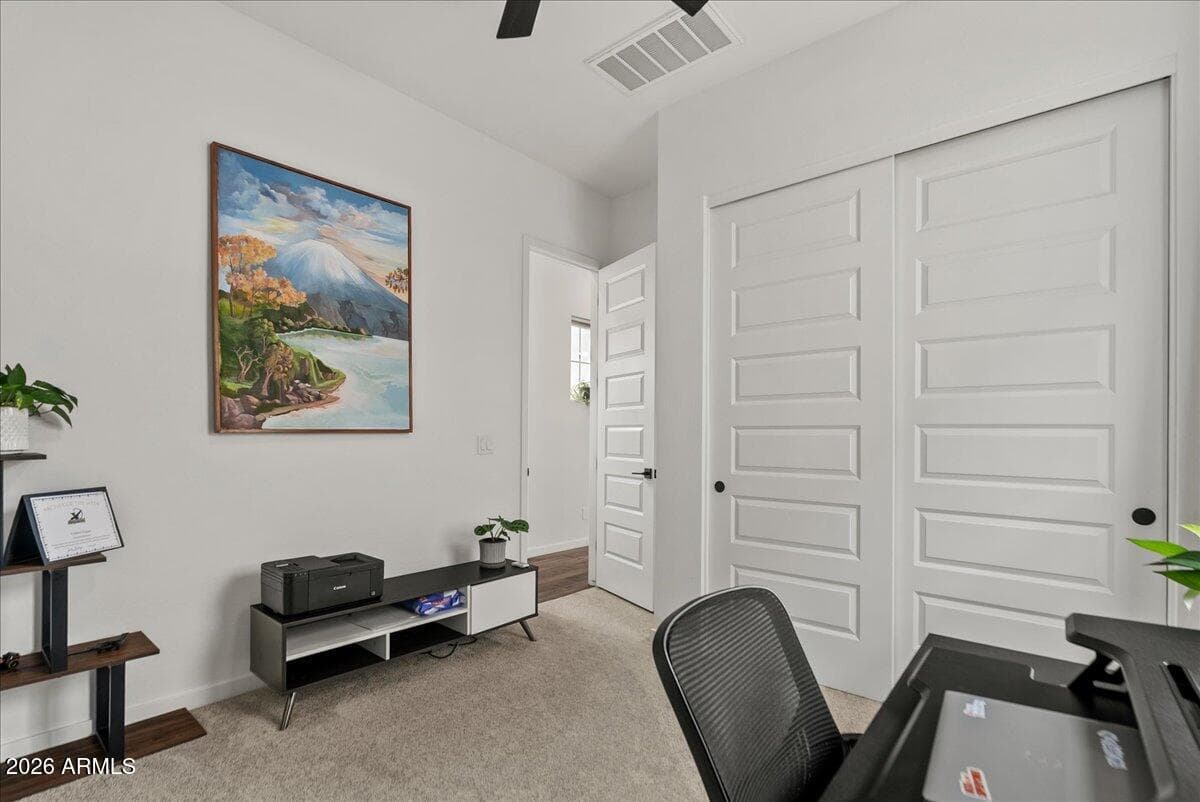 5936 E ADOBE Drive, Phoenix, AZ 85054 — photo 11 of 24