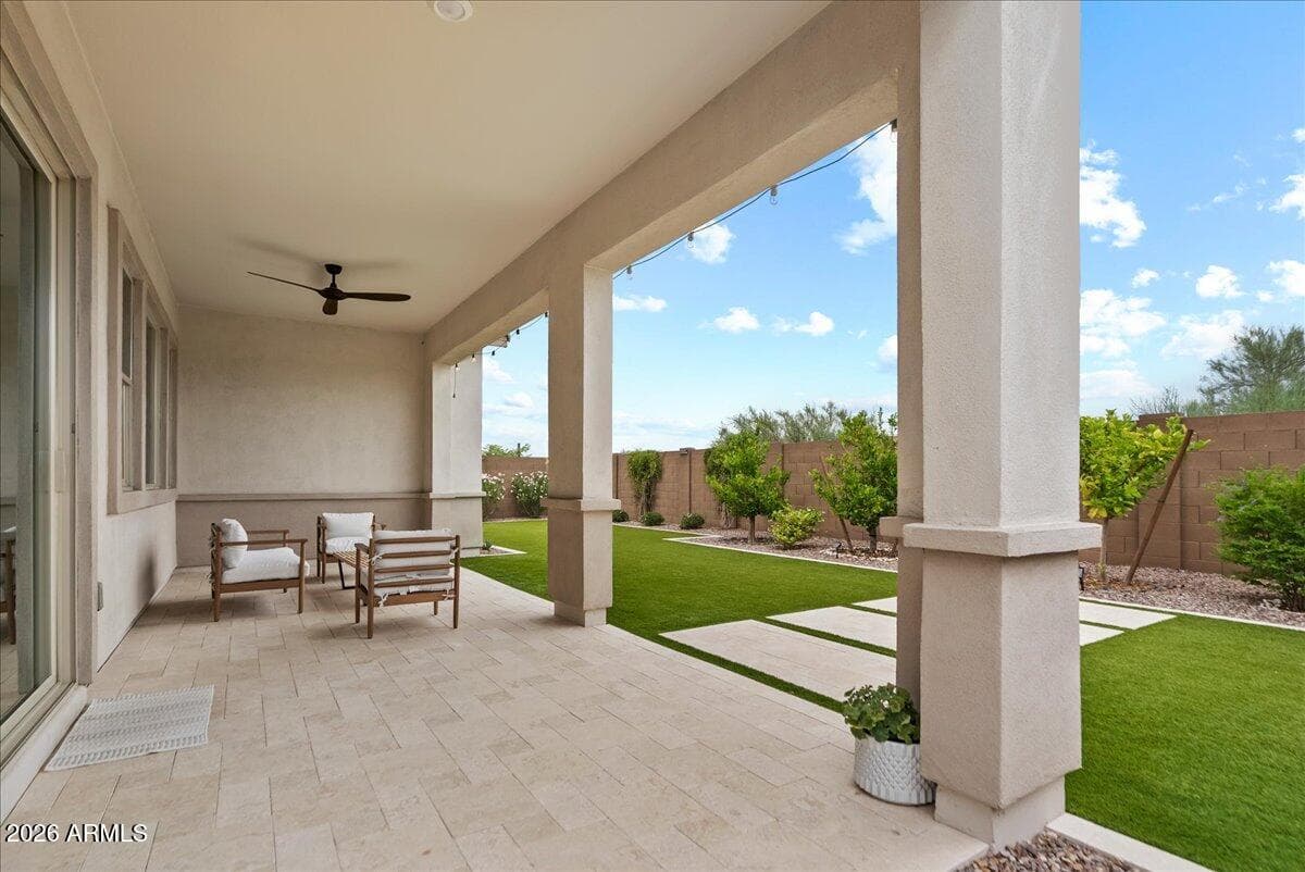 5936 E ADOBE Drive, Phoenix, AZ 85054 — photo 18 of 24