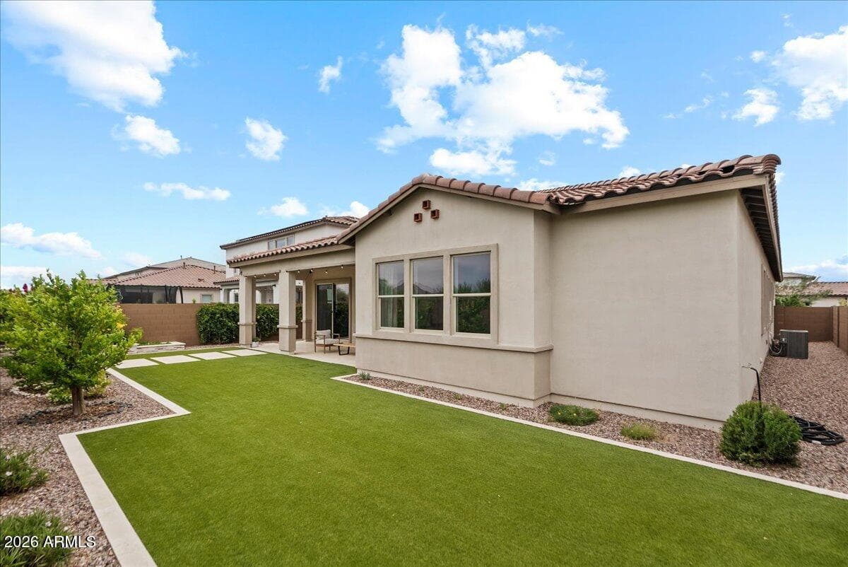 5936 E ADOBE Drive, Phoenix, AZ 85054 — photo 19 of 24