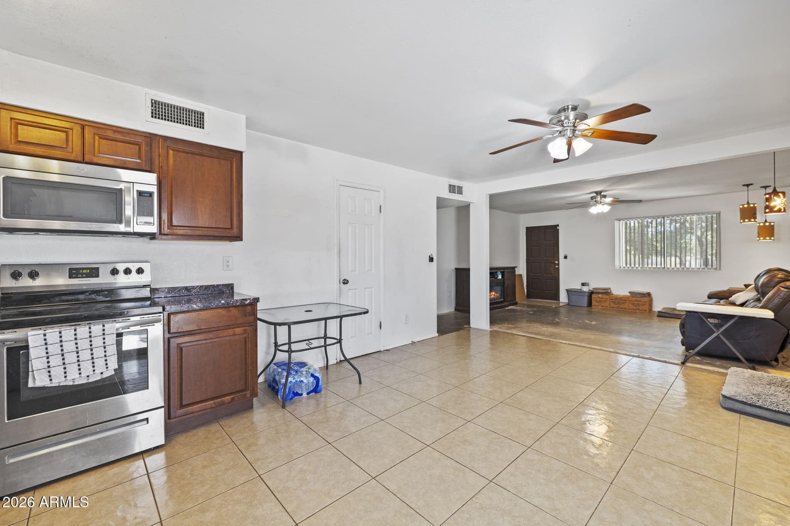 5532 N 68TH Avenue, Glendale, AZ 85303 — photo 15 of 35