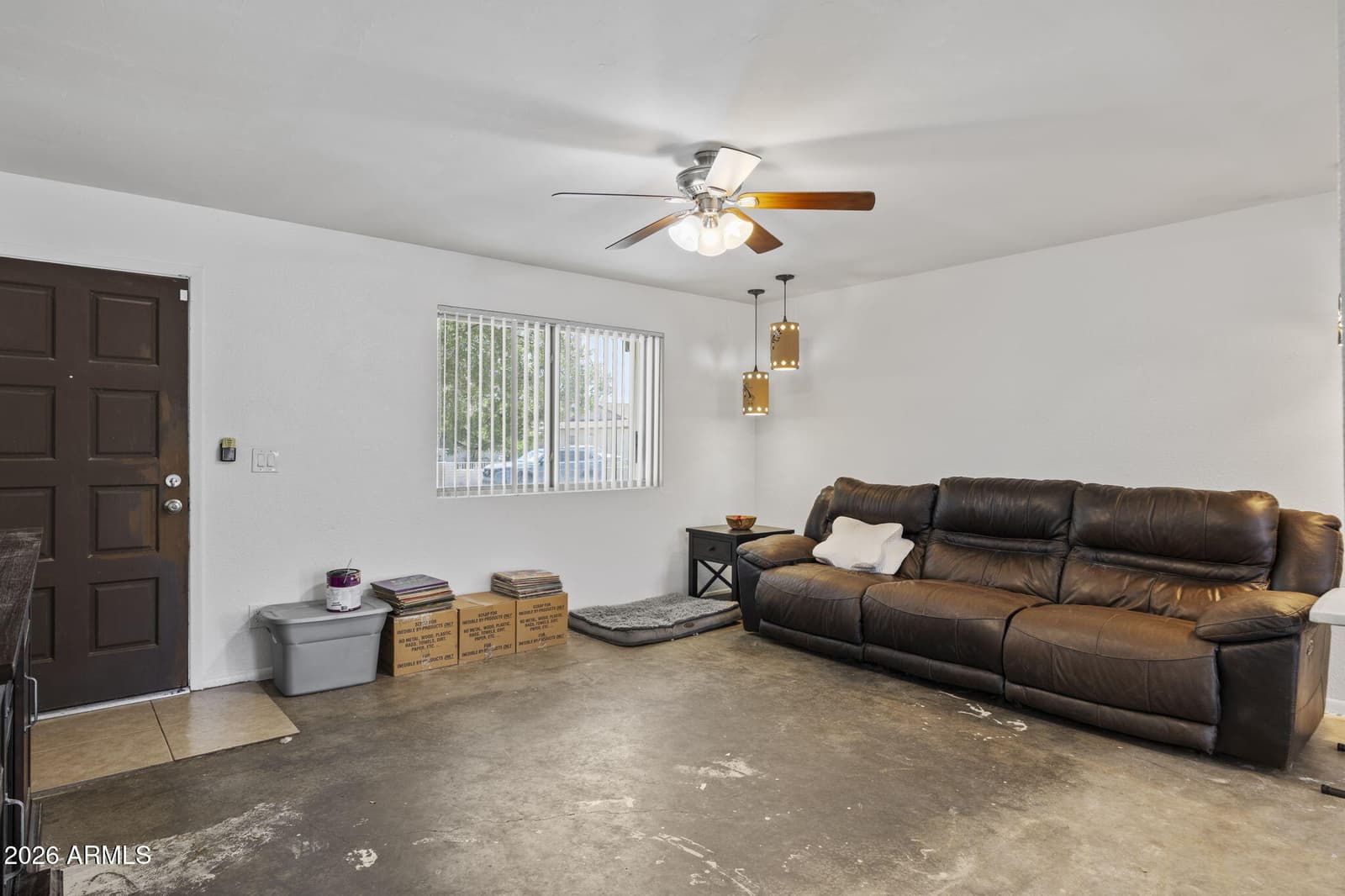 5532 N 68TH Avenue, Glendale, AZ 85303 — photo 10 of 35