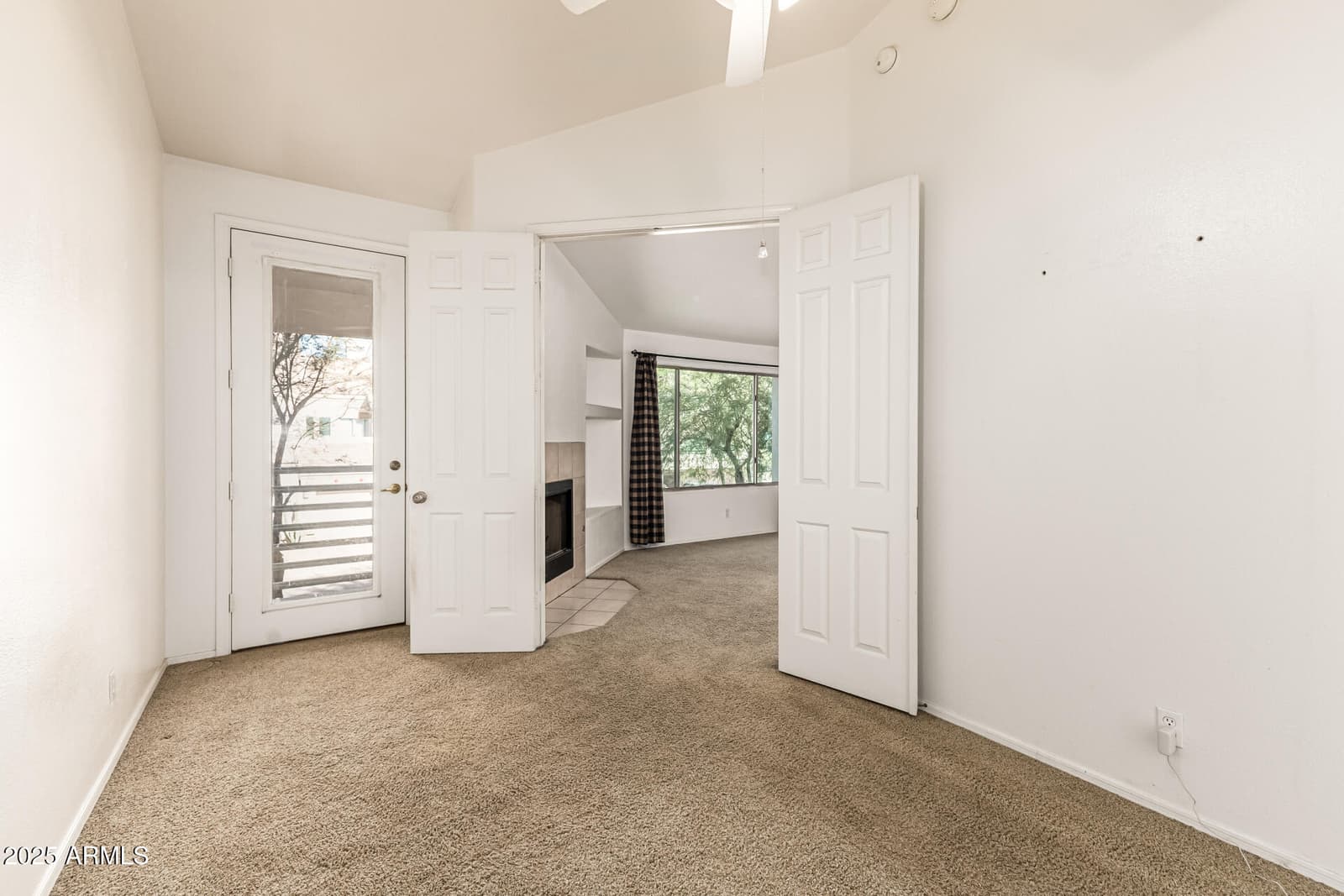 7550 E EARLL Drive 74, Scottsdale, AZ 85251 — photo 13 of 24