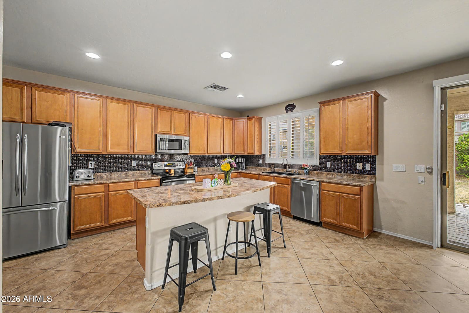 15708 W SHANGRI LA Road, Surprise, AZ 85379 — photo 4 of 25