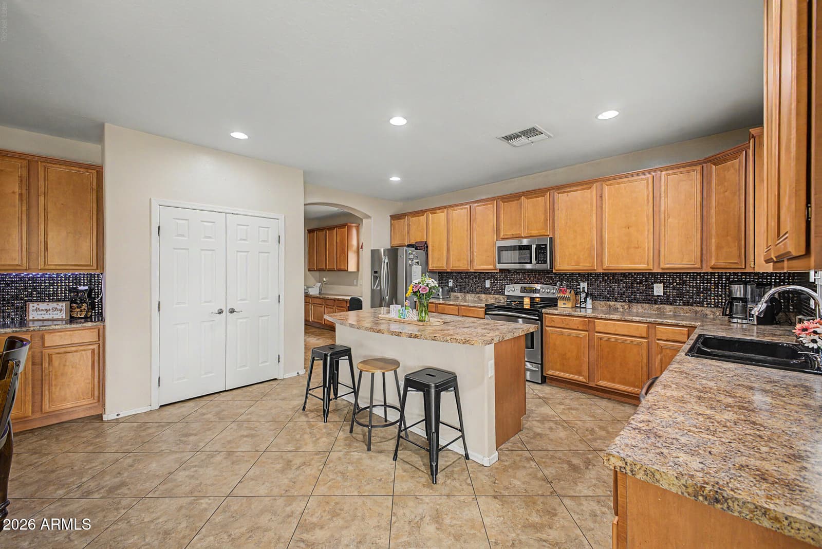 15708 W SHANGRI LA Road, Surprise, AZ 85379 — photo 6 of 25