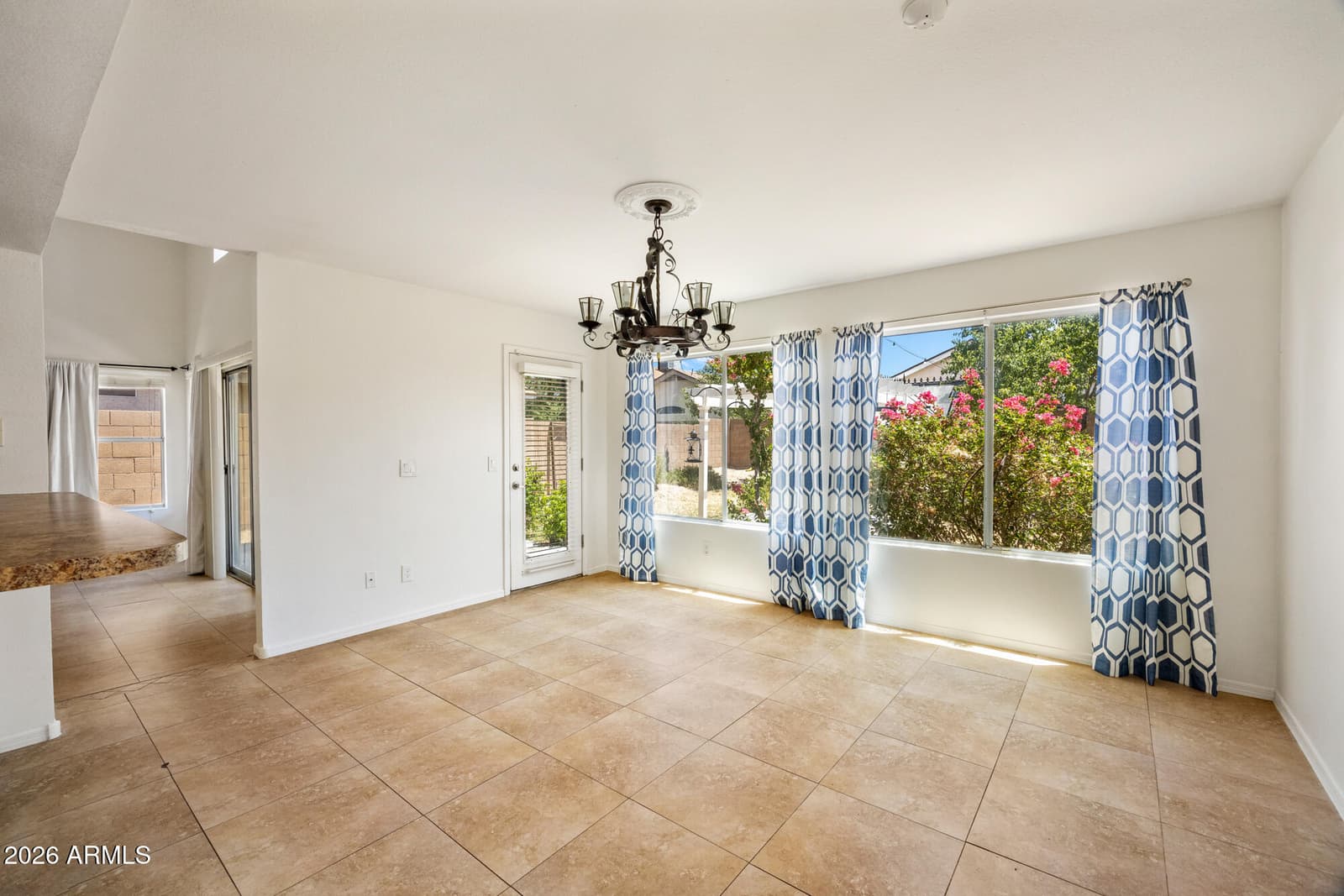 163 W MONONA Drive, Phoenix, AZ 85027 — photo 10 of 22
