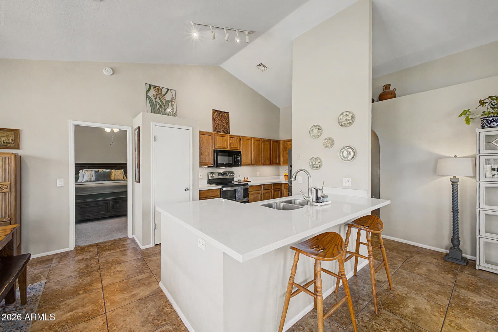 3648 W SARAGOSA Street, Chandler, AZ 85226 — photo 10 of 27
