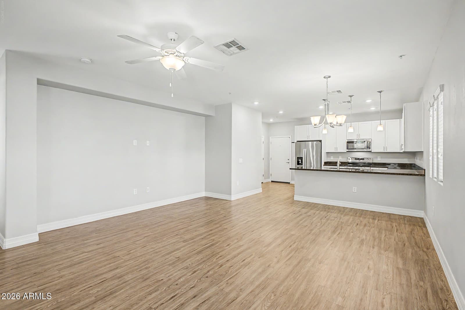 2821 S SKYLINE 116, Mesa, AZ 85212 — photo 6 of 35