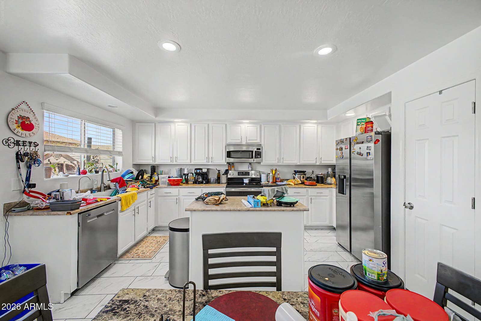7926 W HESS Avenue, Phoenix, AZ 85043 — photo 17 of 40