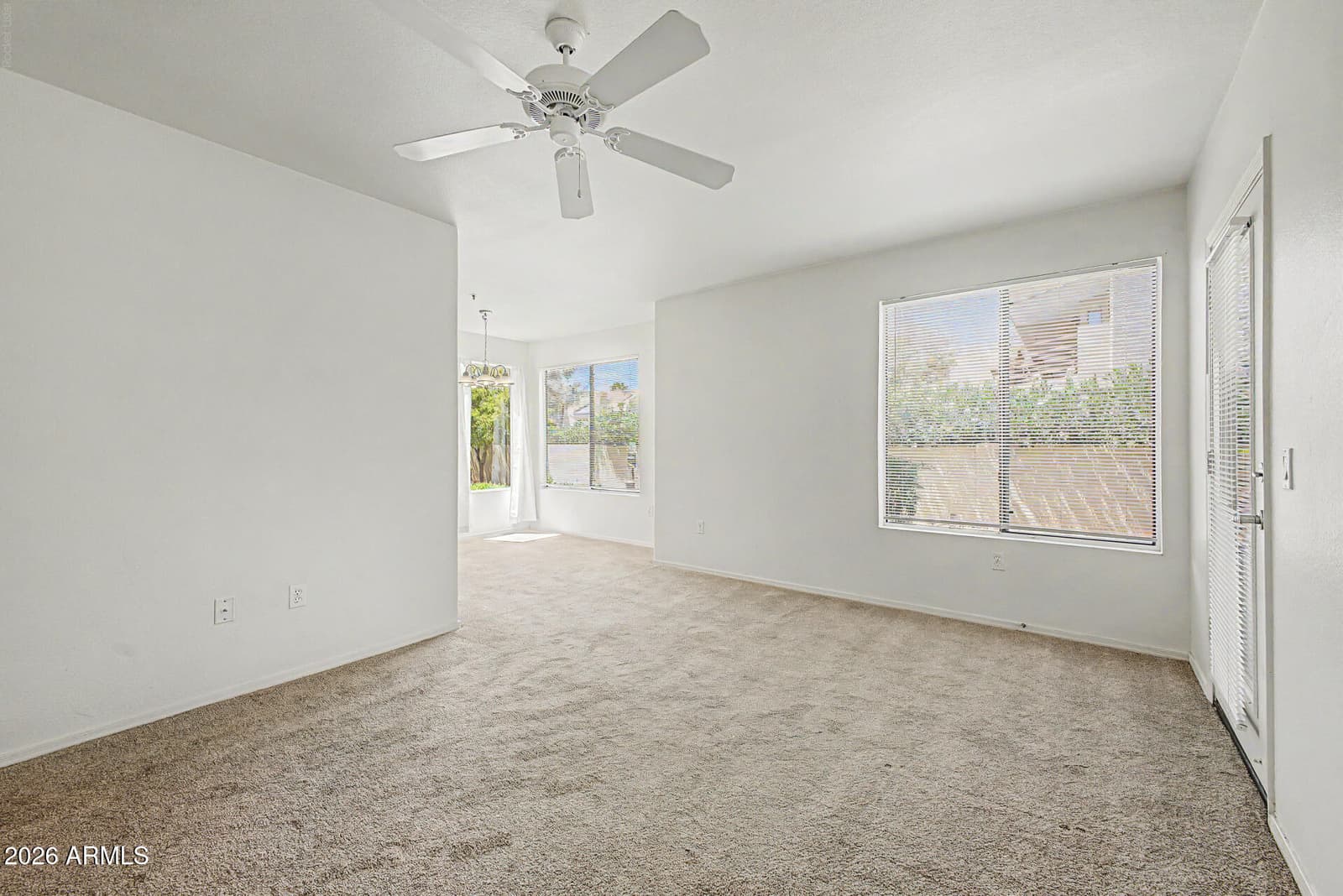 4925 E DESERT COVE Avenue 143, Scottsdale, AZ 85254 — photo 5 of 41