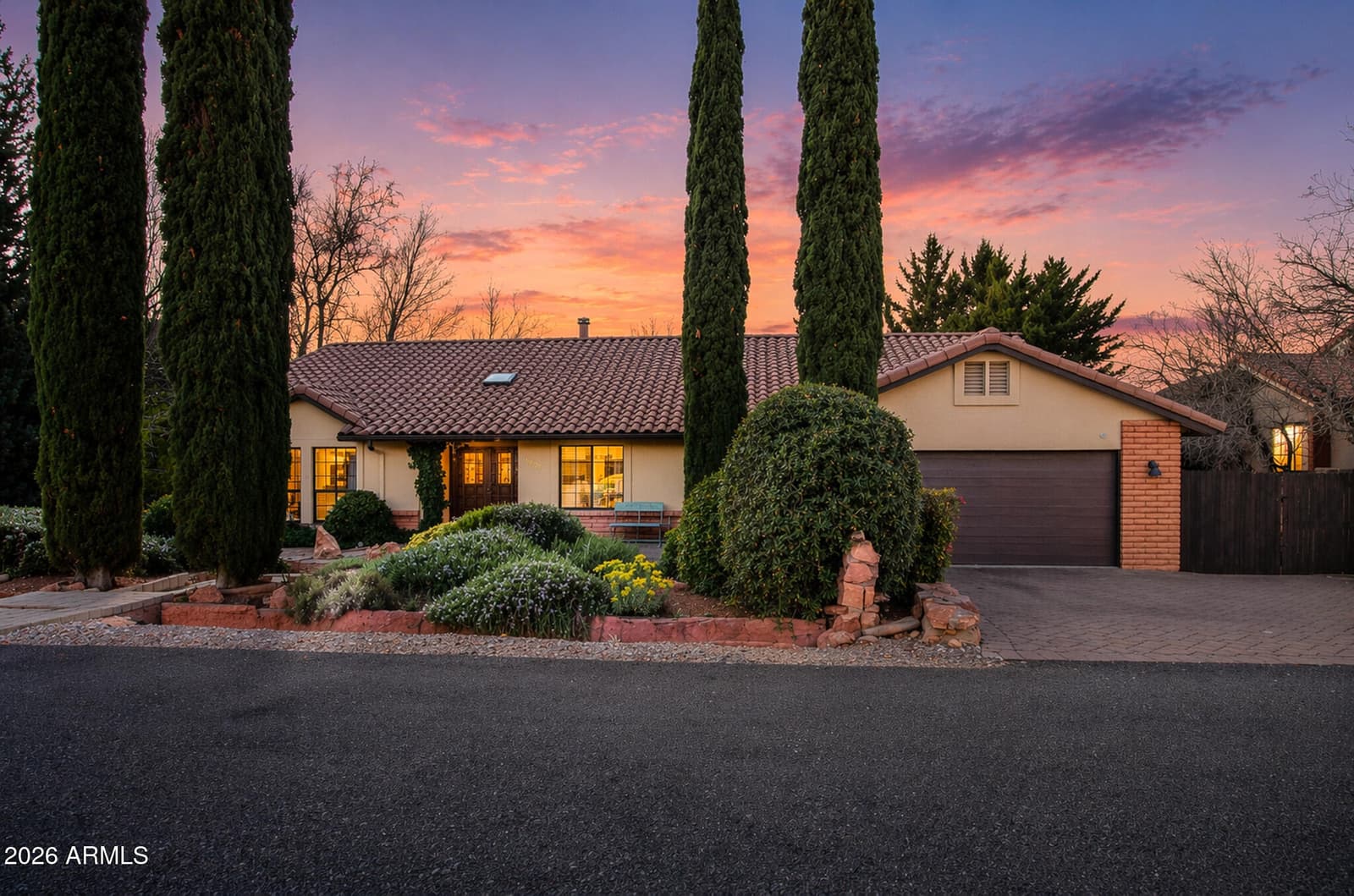 1040 RODEO Road, Sedona, AZ 86336 — photo 3 of 44